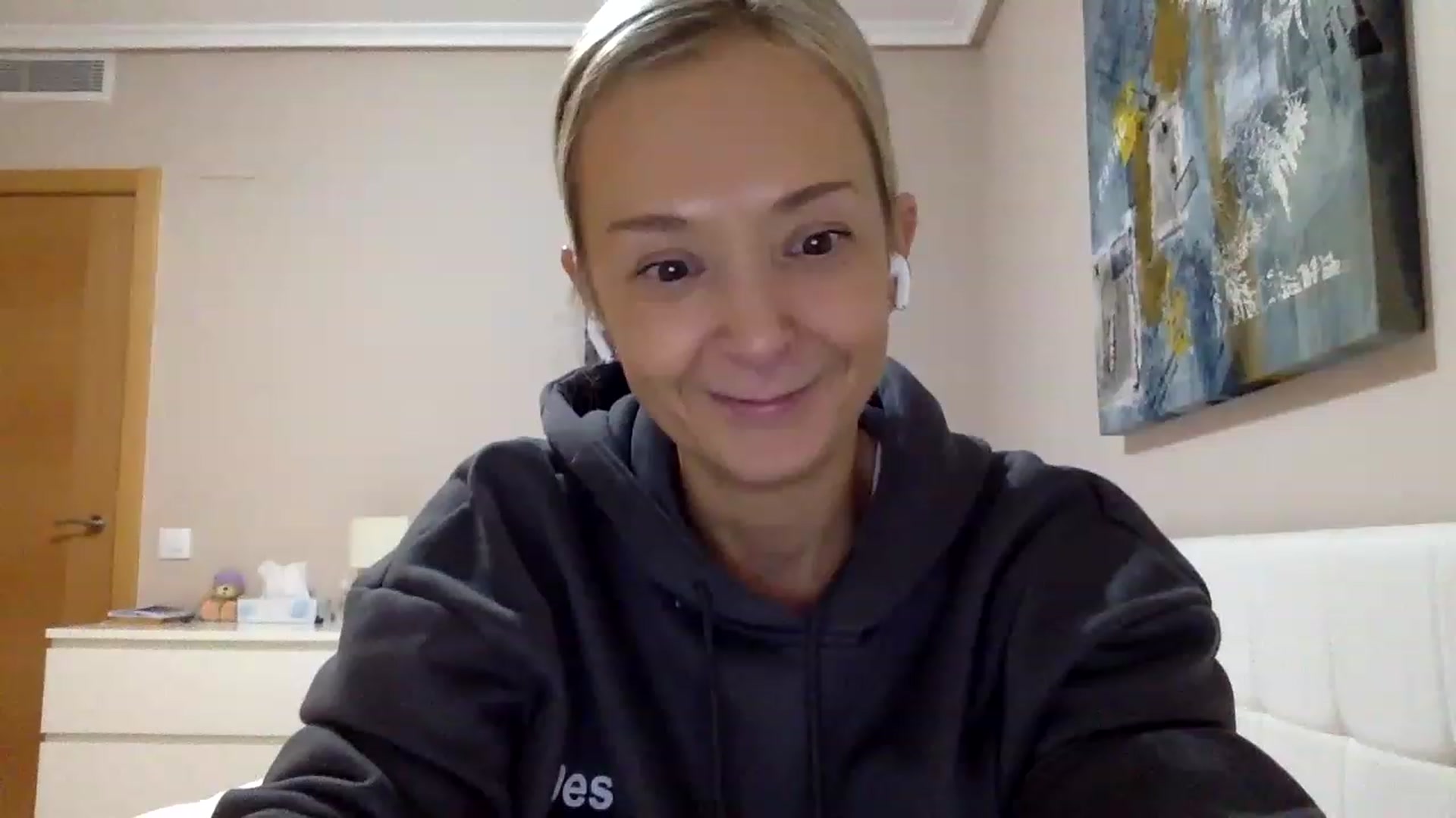 Gallery image thumbnail from Aimee_Angel's myfreecams stream on, 12/11/2022, 19:13 image 20 of 20
