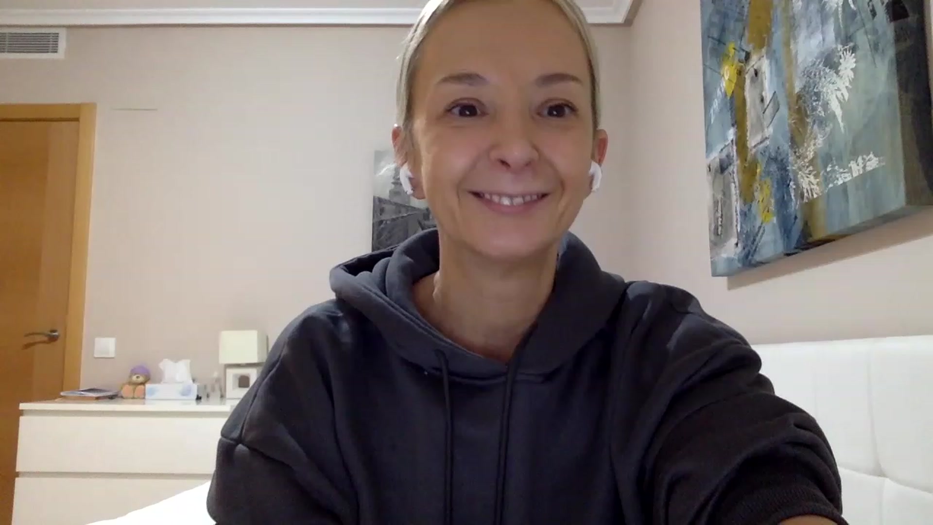 Gallery image thumbnail from Aimee_Angel's myfreecams stream on, 12/11/2022, 19:13 image 16 of 20