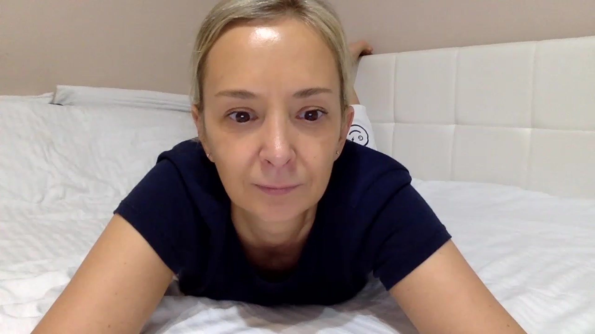Gallery image thumbnail from Aimee_Angel's myfreecams stream on, 12/11/2022, 21:26 image 8 of 20