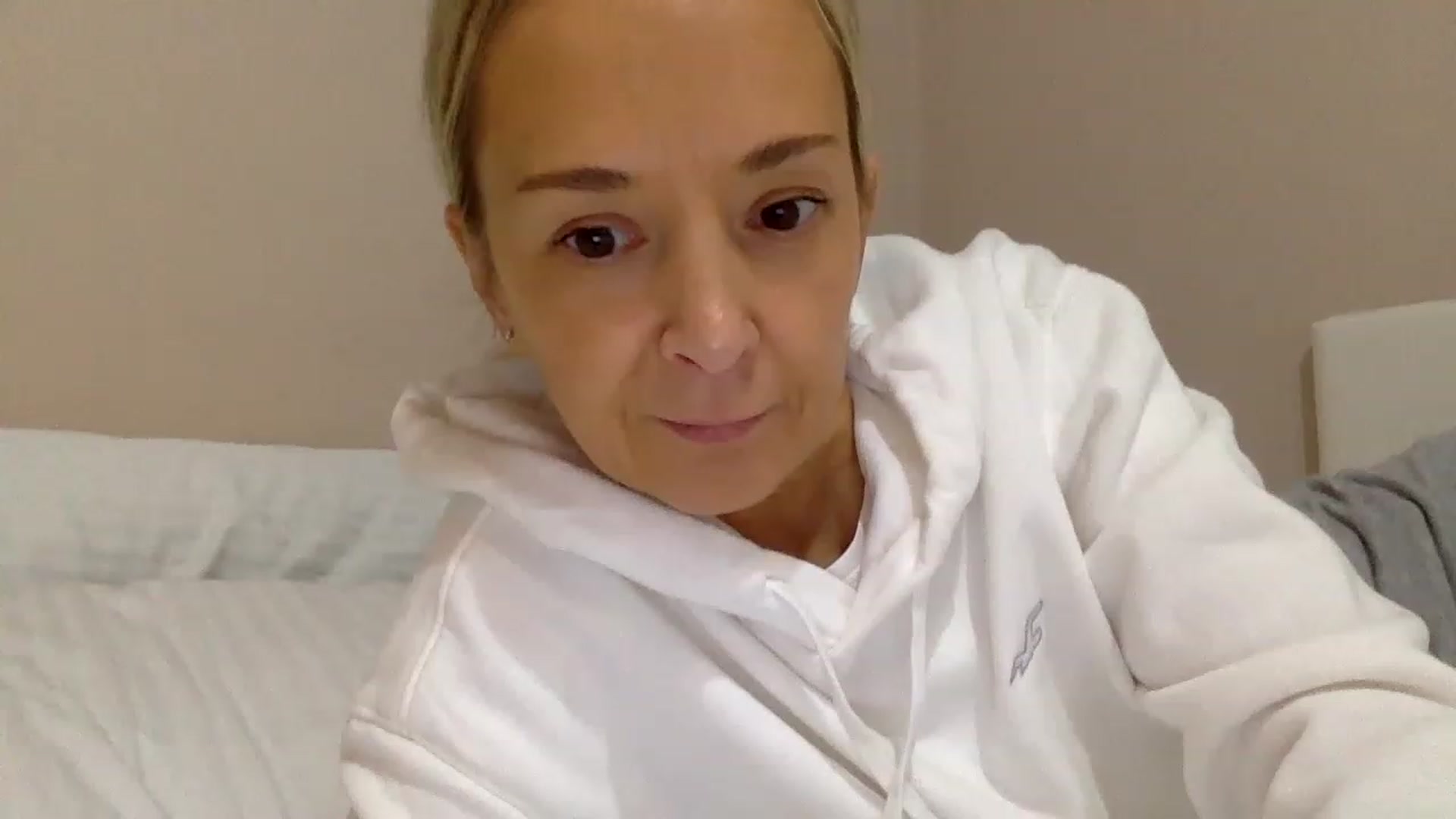 Gallery image thumbnail from Aimee_Angel's myfreecams stream on, 12/12/2022, 15:18 image 15 of 20