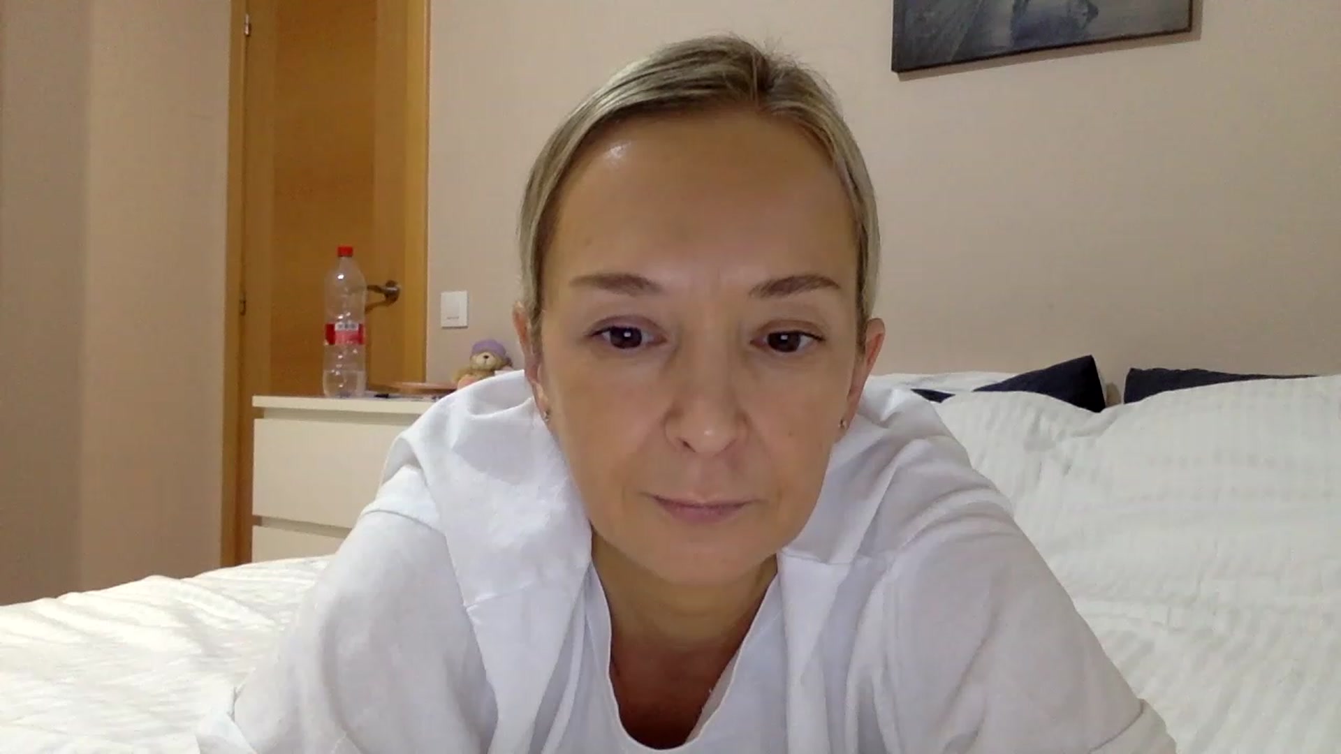 Gallery image thumbnail from Aimee_Angel's myfreecams stream on, 12/26/2022, 18:21 image 14 of 20