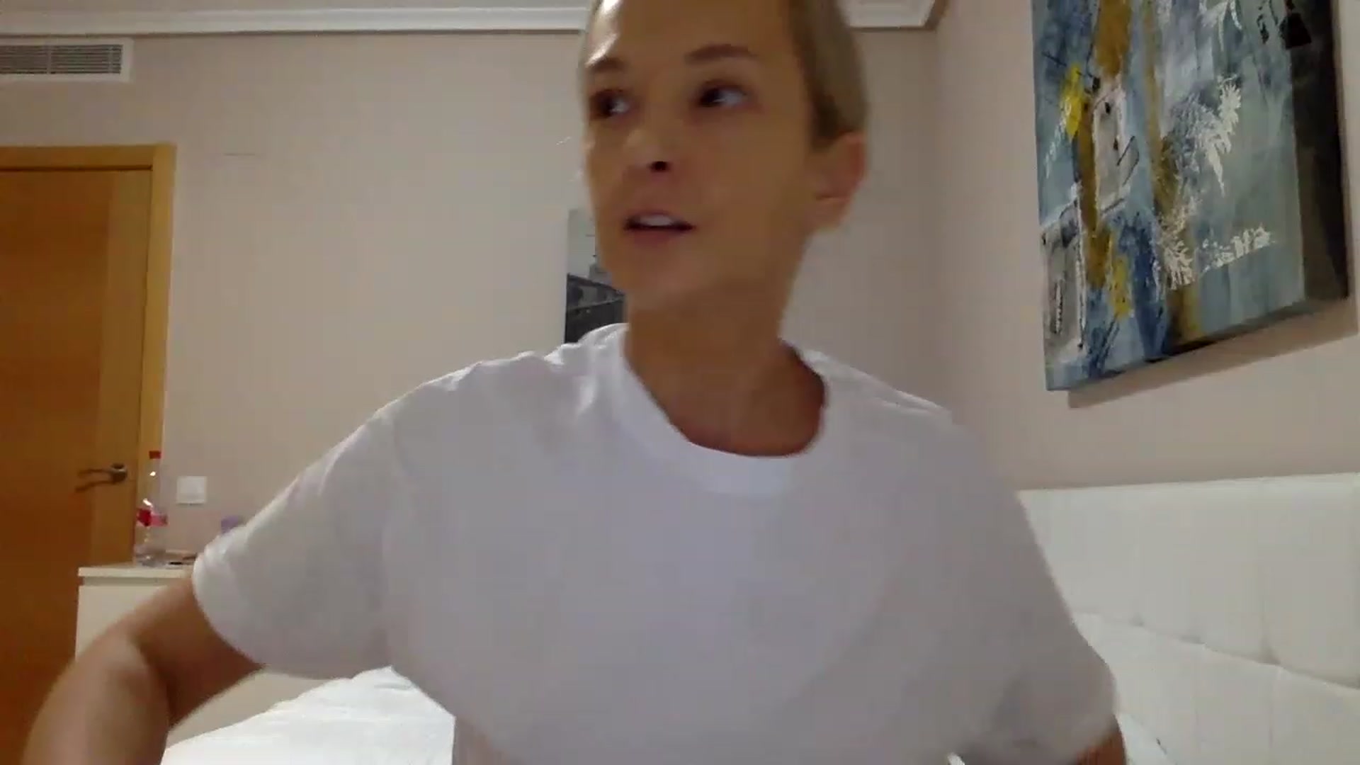 Gallery image thumbnail from Aimee_Angel's myfreecams stream on, 12/26/2022, 18:57 image 17 of 20
