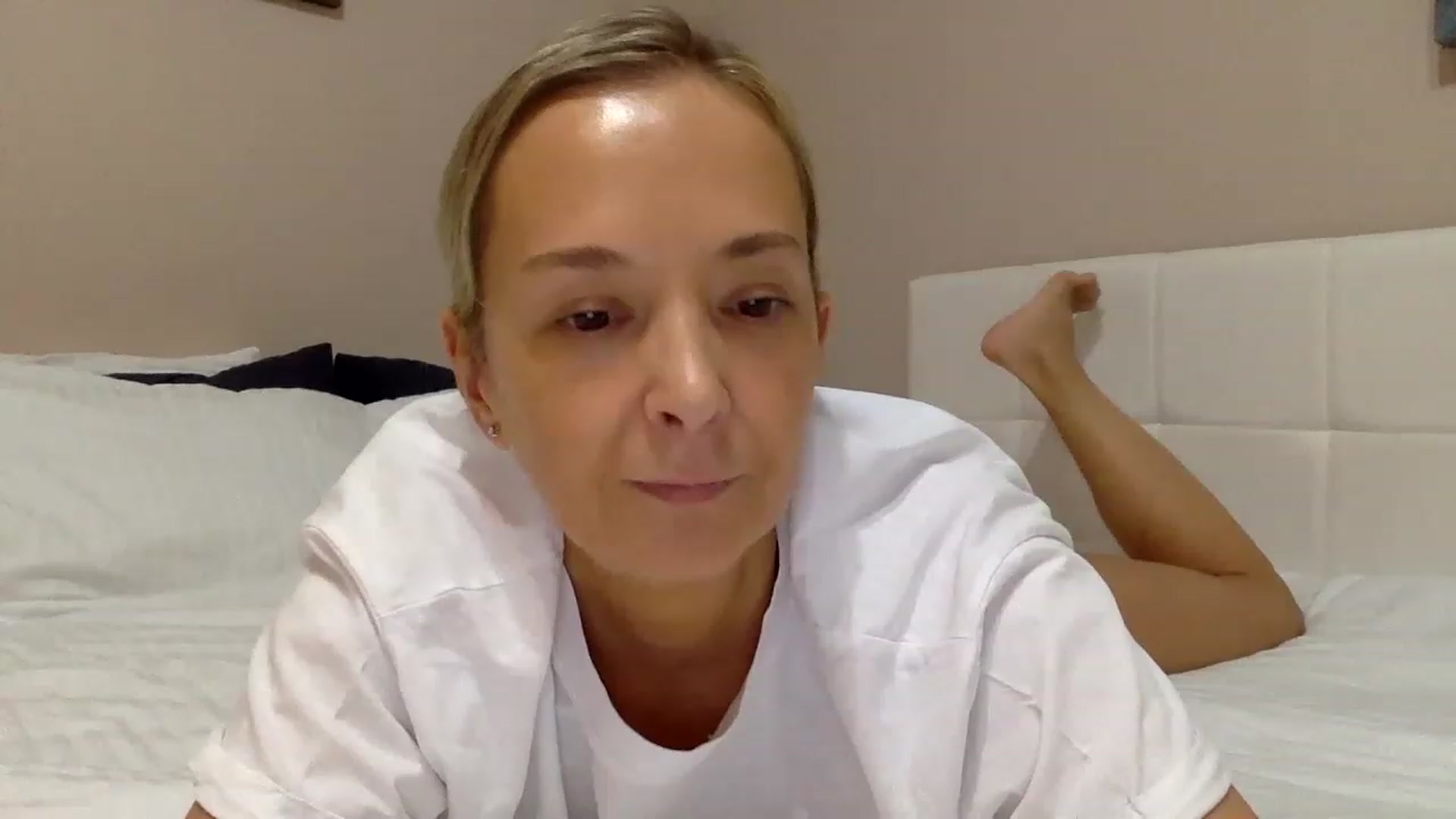 Gallery image thumbnail from Aimee_Angel's myfreecams stream on, 12/26/2022, 18:57 image 6 of 20