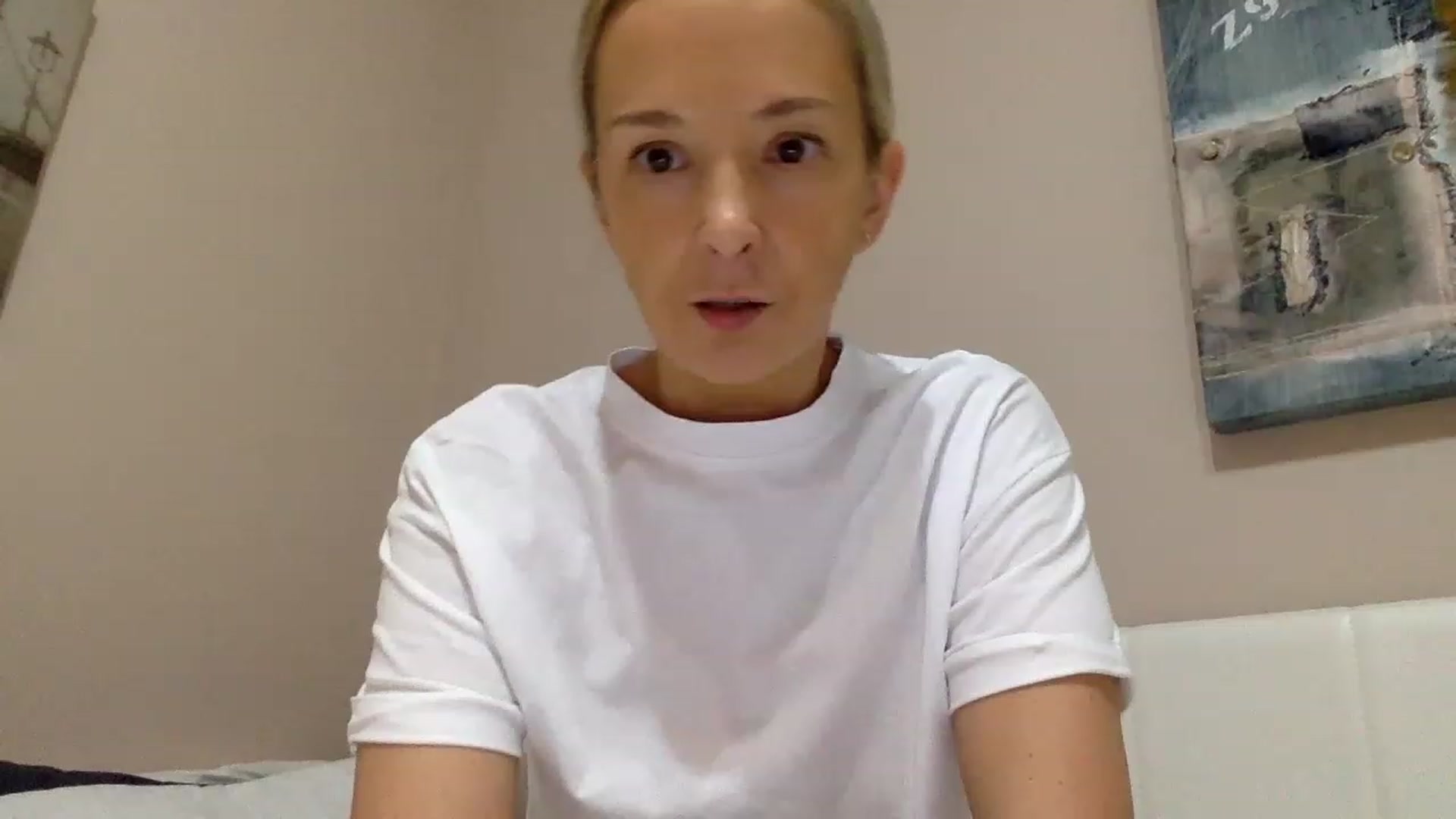 Gallery image thumbnail from Aimee_Angel's myfreecams stream on, 12/26/2022, 18:57 image 3 of 20