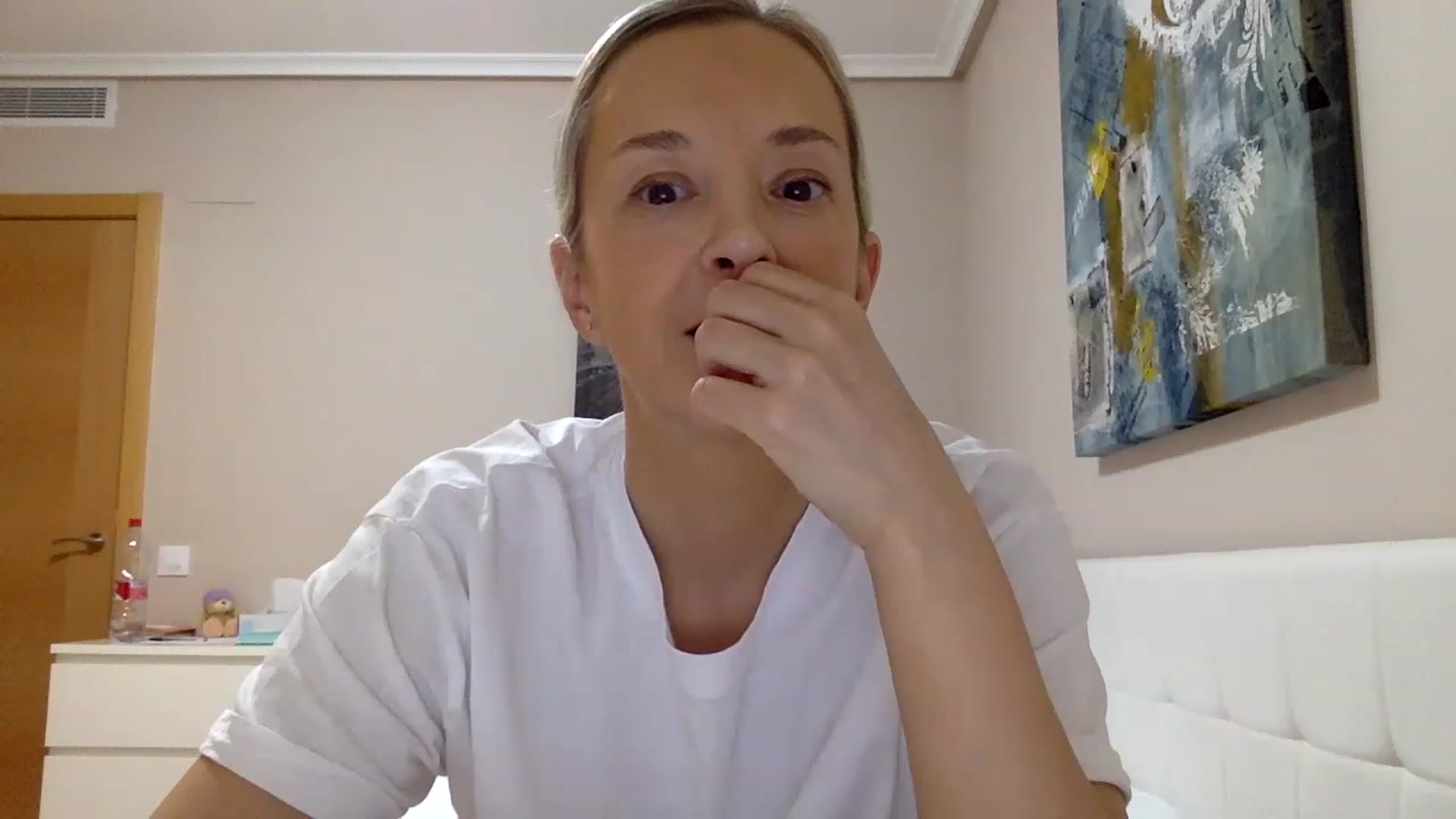 Gallery image thumbnail from Aimee_Angel's myfreecams stream on, 12/26/2022, 19:35 image 6 of 20