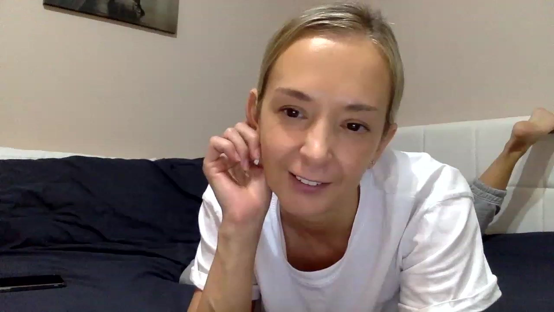 Gallery image thumbnail from Aimee_Angel's myfreecams stream on, 01/03/2023, 18:17 image 17 of 20