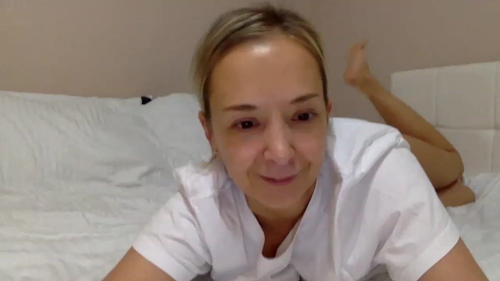 Gallery image thumbnail from Aimee_Angel's myfreecams stream on, 01/05/2023, 22:45 image 20 of 20