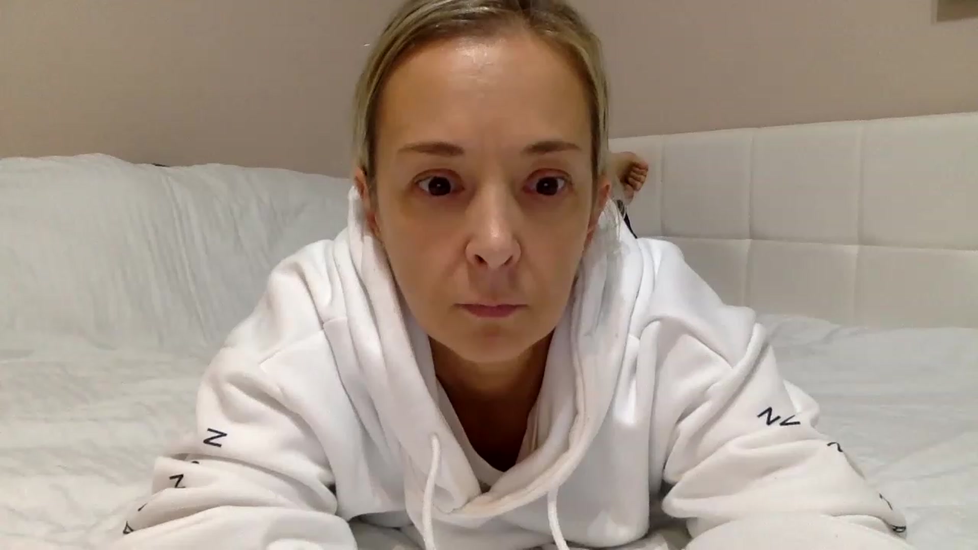 Gallery image thumbnail from Aimee_Angel's myfreecams stream on, 01/05/2023, 22:45 image 2 of 20