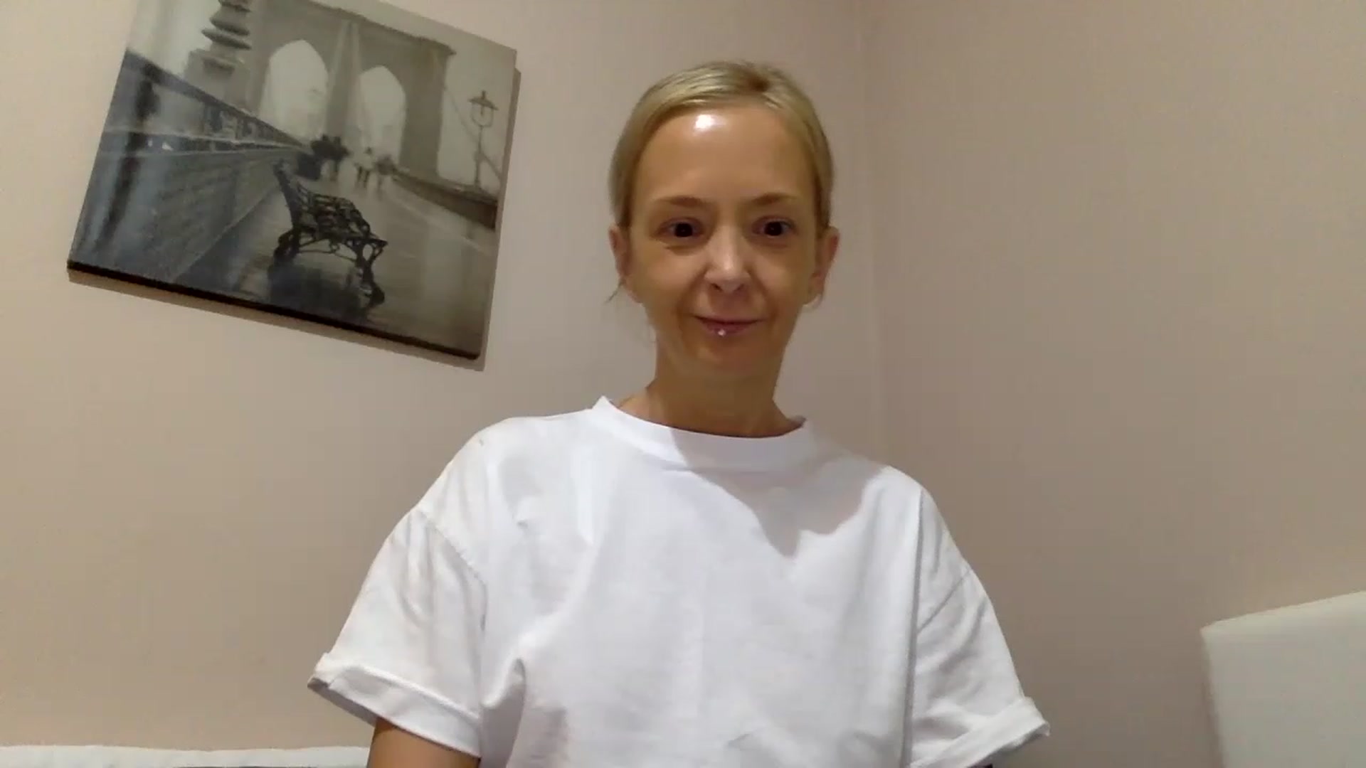 Gallery image thumbnail from Aimee_Angel's myfreecams stream on, 02/01/2023, 17:44 image 9 of 20