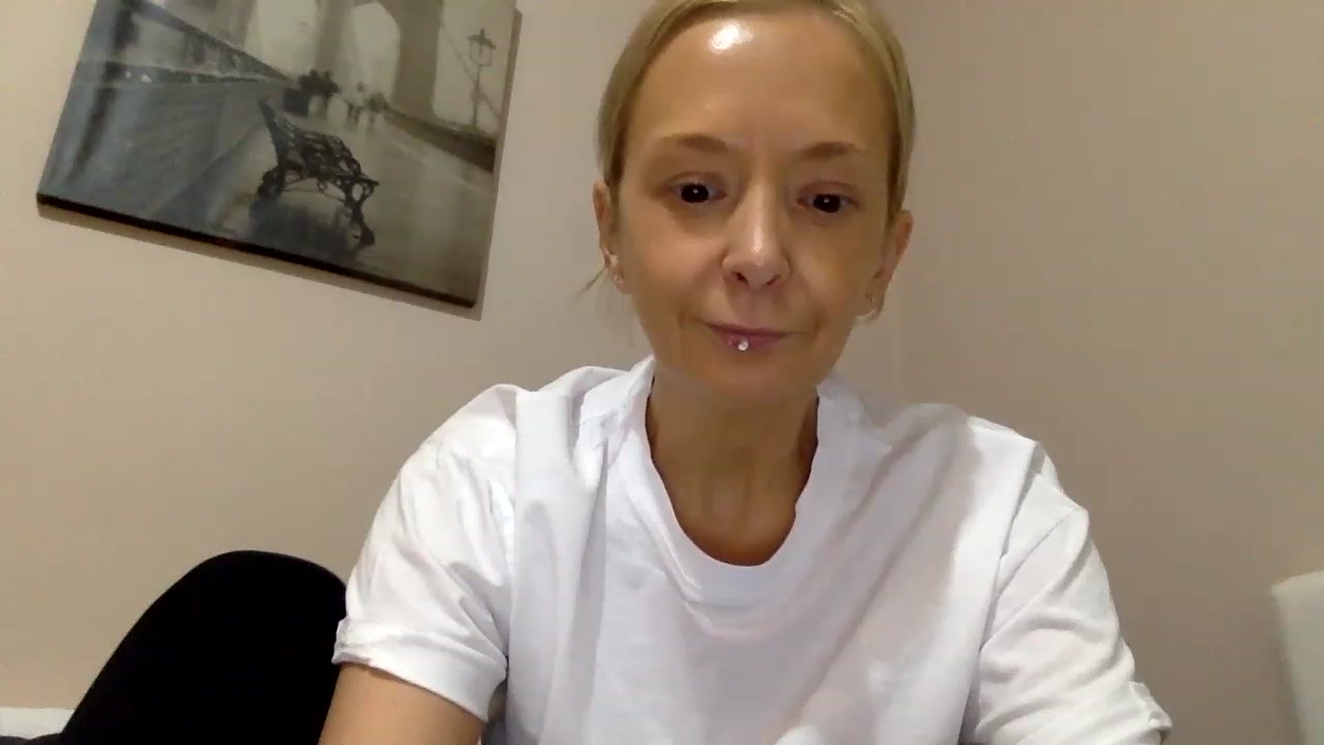 Gallery image thumbnail from Aimee_Angel's myfreecams stream on, 02/01/2023, 17:44 image 4 of 20