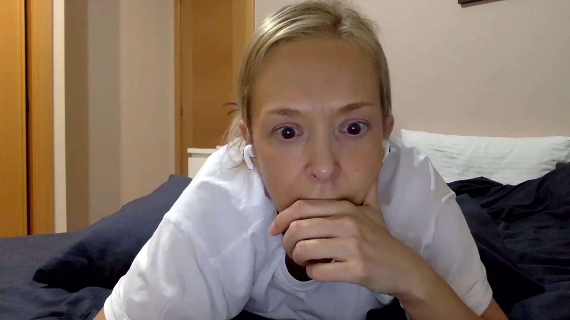 Gallery image thumbnail from Aimee_Angel's myfreecams stream on, 02/01/2023, 20:48 image 12 of 20