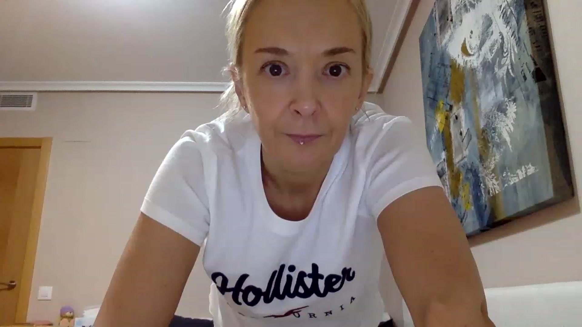 Gallery image thumbnail from Aimee_Angel's myfreecams stream on, 02/02/2023, 20:15 image 2 of 20