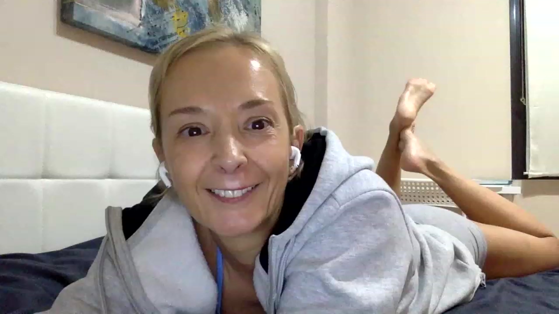 Gallery image thumbnail from Aimee_Angel's myfreecams stream on, 02/06/2023, 20:20 image 15 of 20