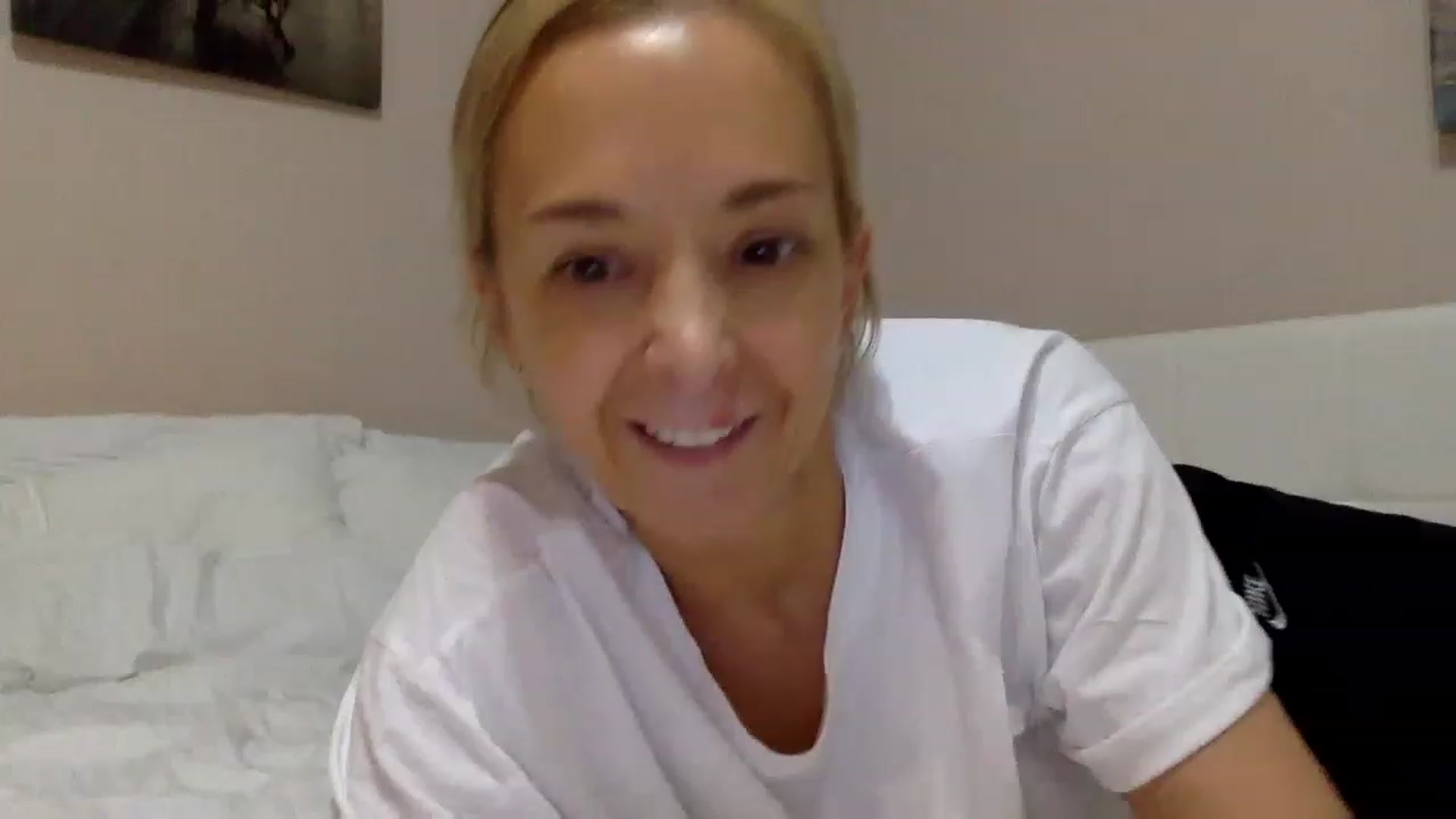 Gallery image thumbnail from Aimee_Angel's myfreecams stream on, 02/11/2023, 20:45 image 14 of 20