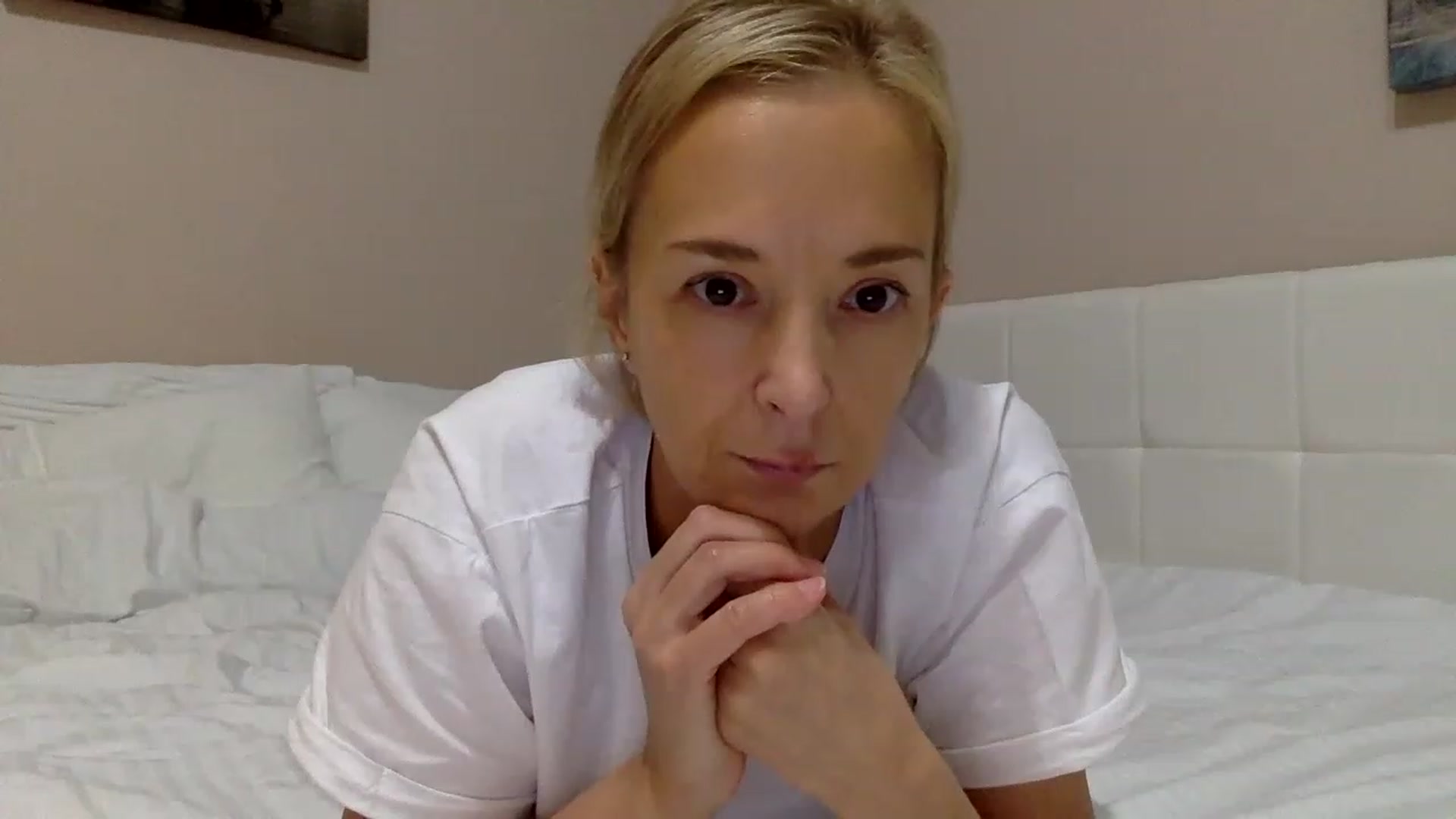 Gallery image thumbnail from Aimee_Angel's myfreecams stream on, 02/11/2023, 20:45 image 7 of 20