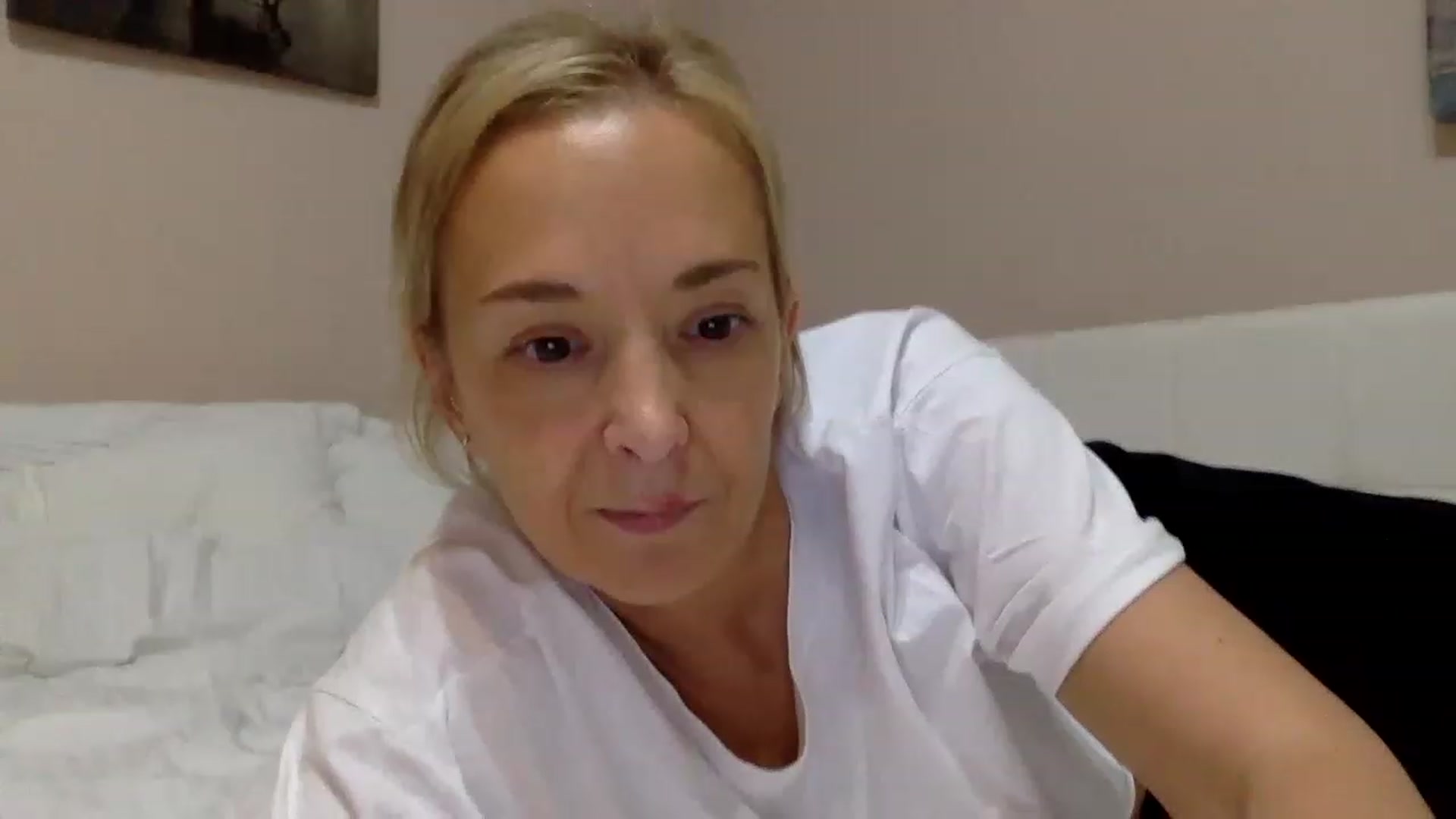Gallery image thumbnail from Aimee_Angel's myfreecams stream on, 02/11/2023, 20:45 image 15 of 20