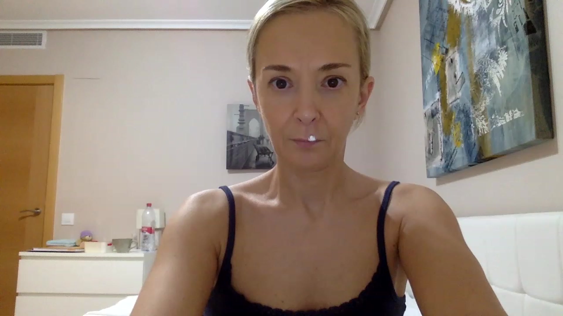 Gallery image thumbnail from Aimee_Angel's myfreecams stream on, 02/14/2023, 19:40 image 3 of 20