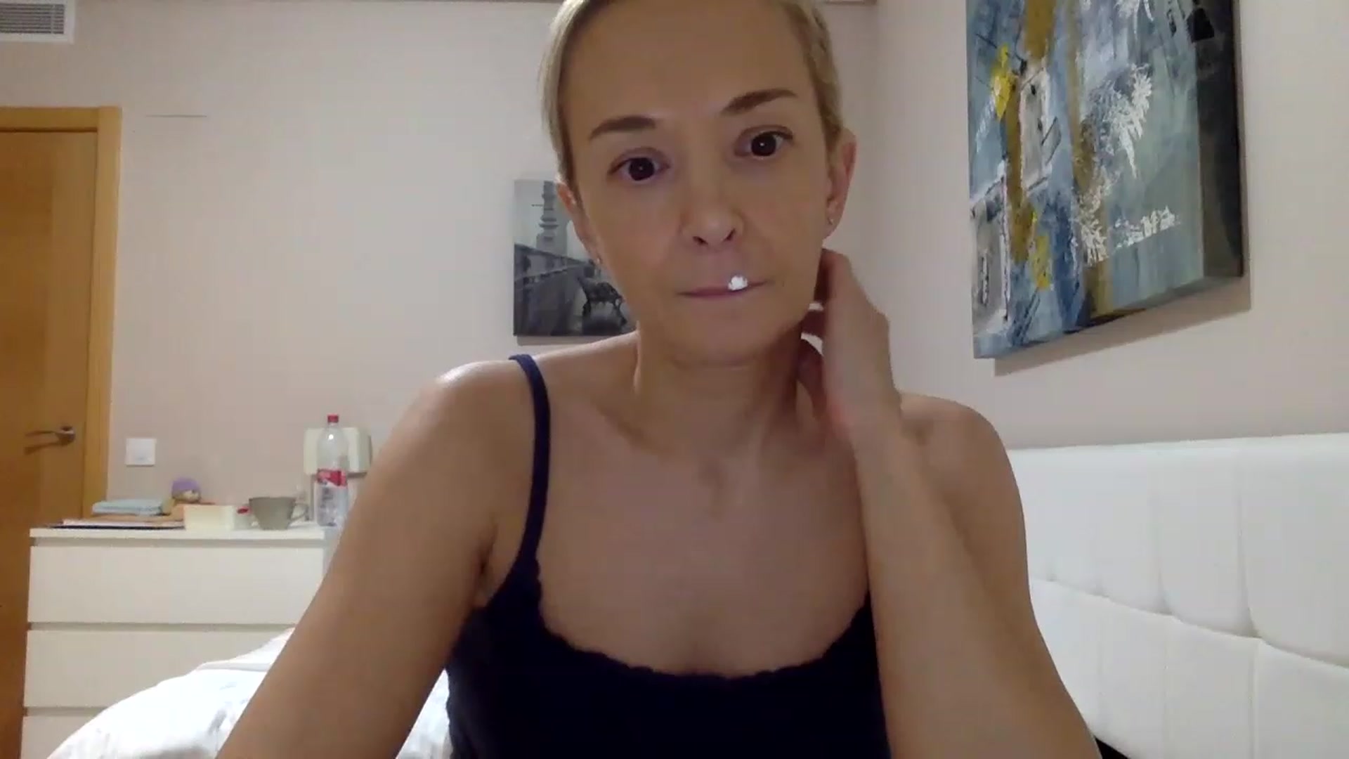 Gallery image thumbnail from Aimee_Angel's myfreecams stream on, 02/14/2023, 19:40 image 20 of 20