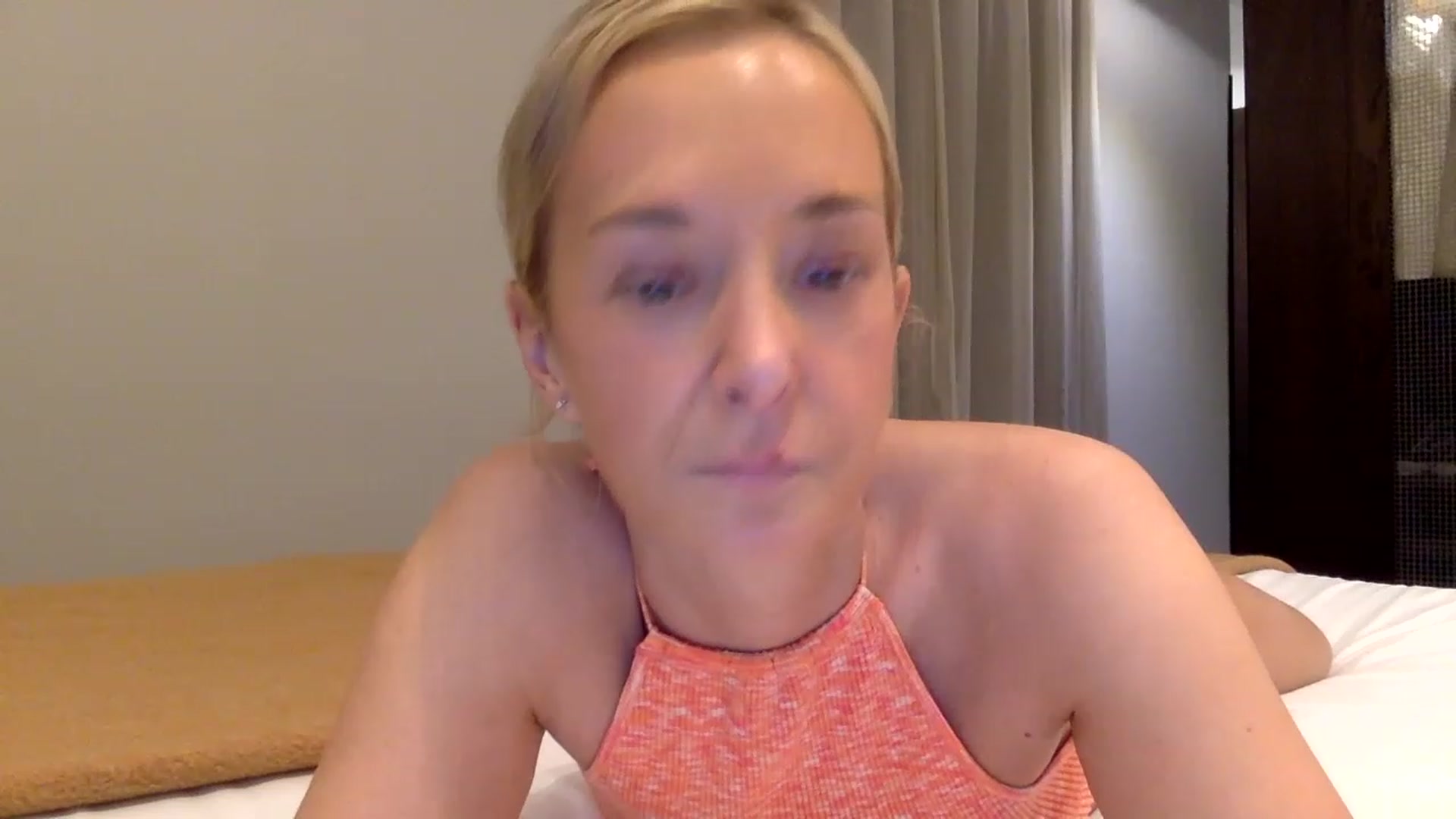 Gallery image thumbnail from Aimee_Angel's myfreecams stream on, 02/17/2023, 16:55 image 19 of 20