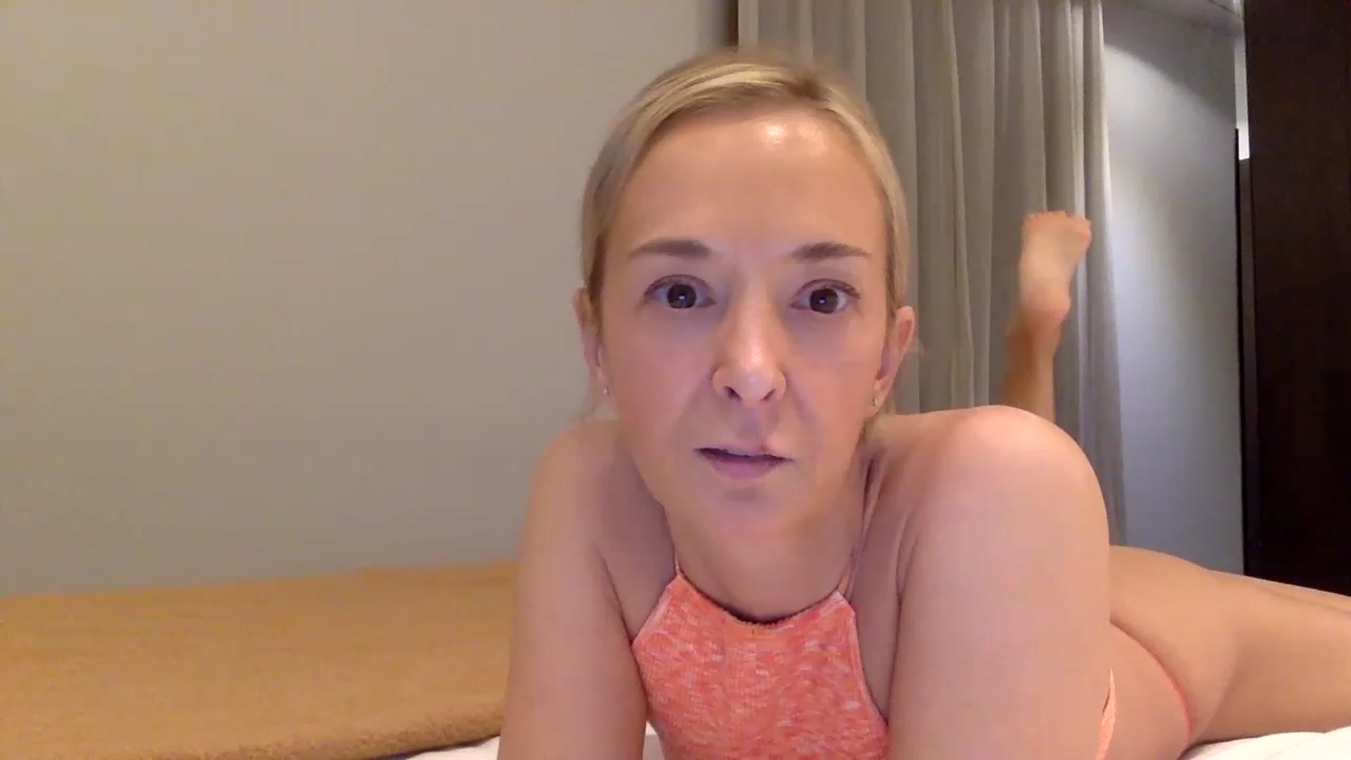 Gallery image thumbnail from Aimee_Angel's myfreecams stream on, 02/17/2023, 16:55 image 5 of 20