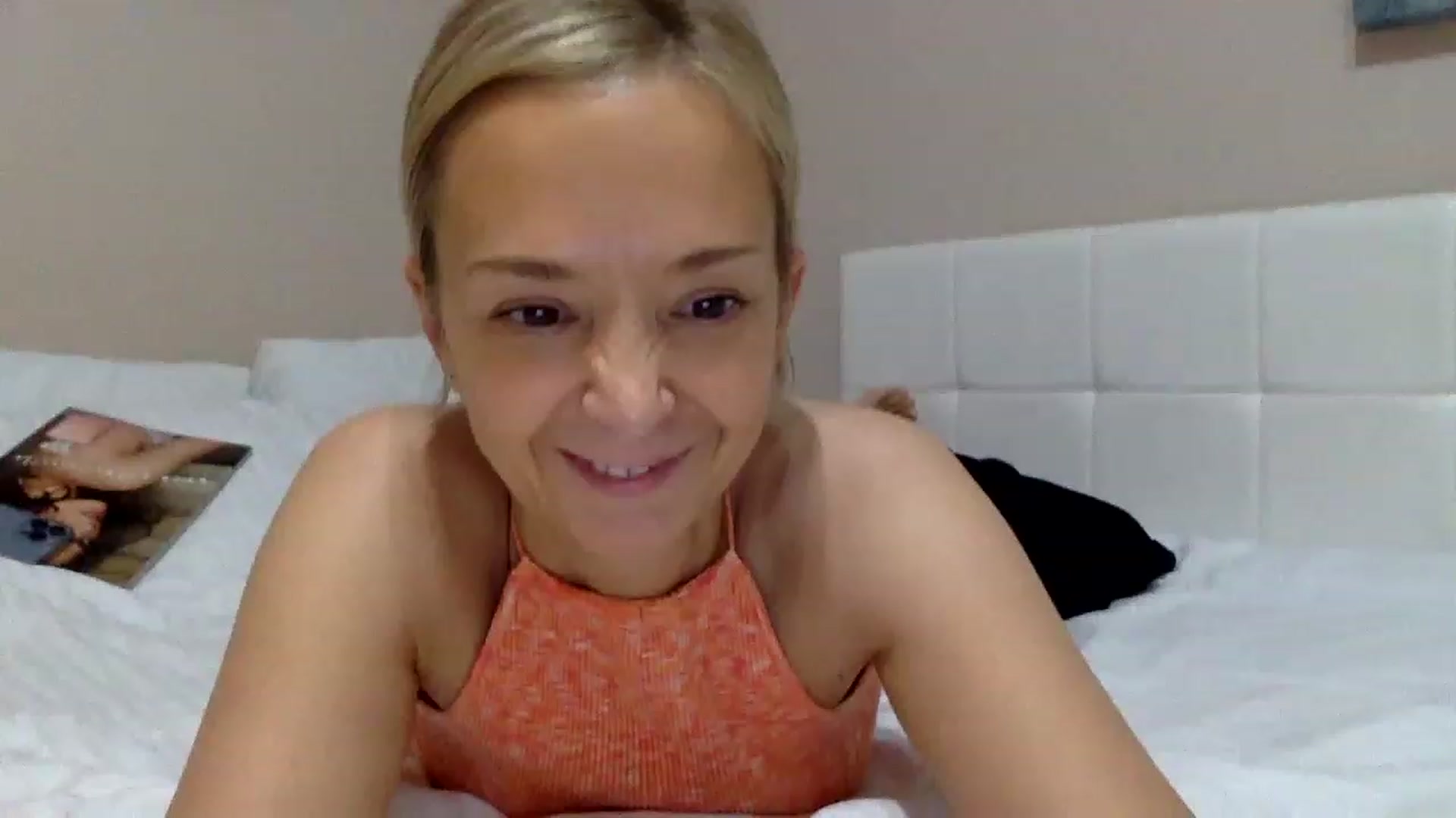Gallery image thumbnail from Aimee_Angel's myfreecams stream on, 02/23/2023, 21:43 image 18 of 20
