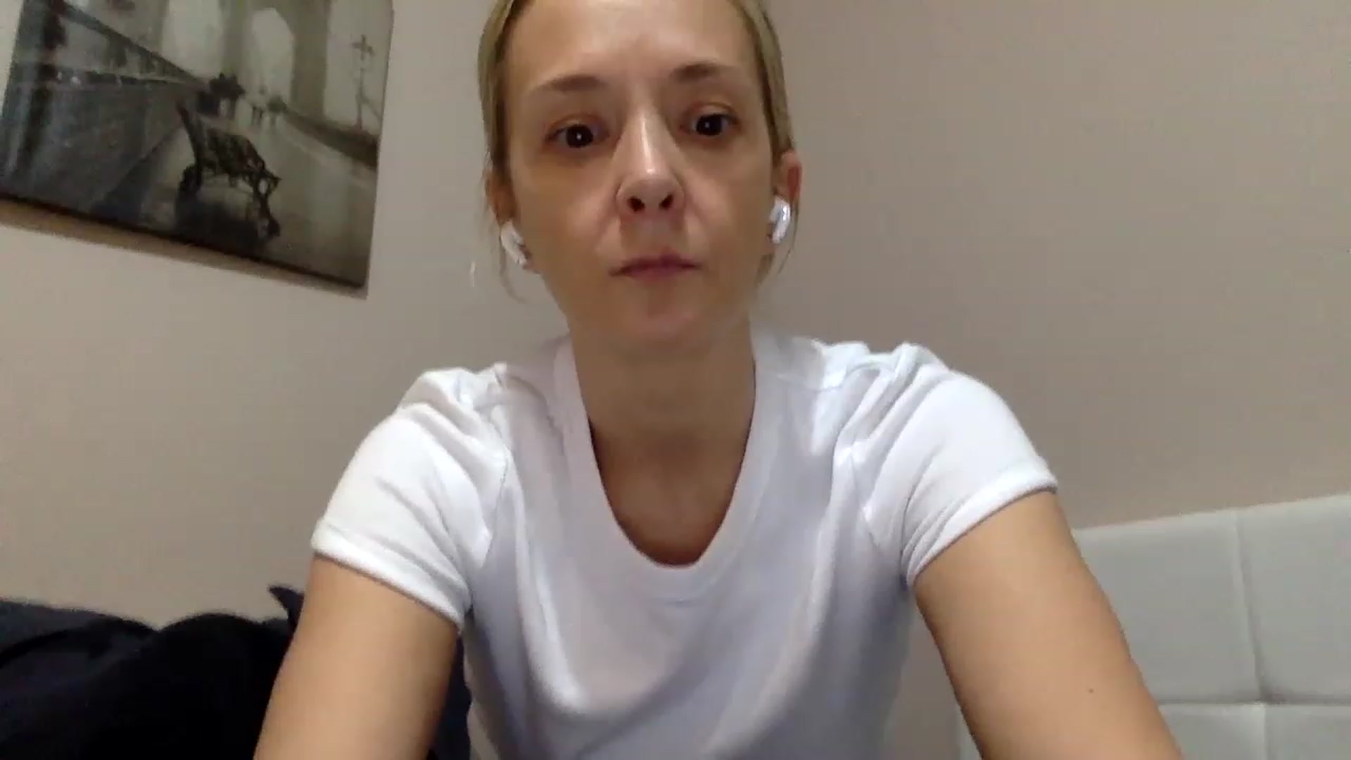 Gallery image thumbnail from Aimee_Angel's myfreecams stream on, 02/28/2023, 22:43 image 12 of 20