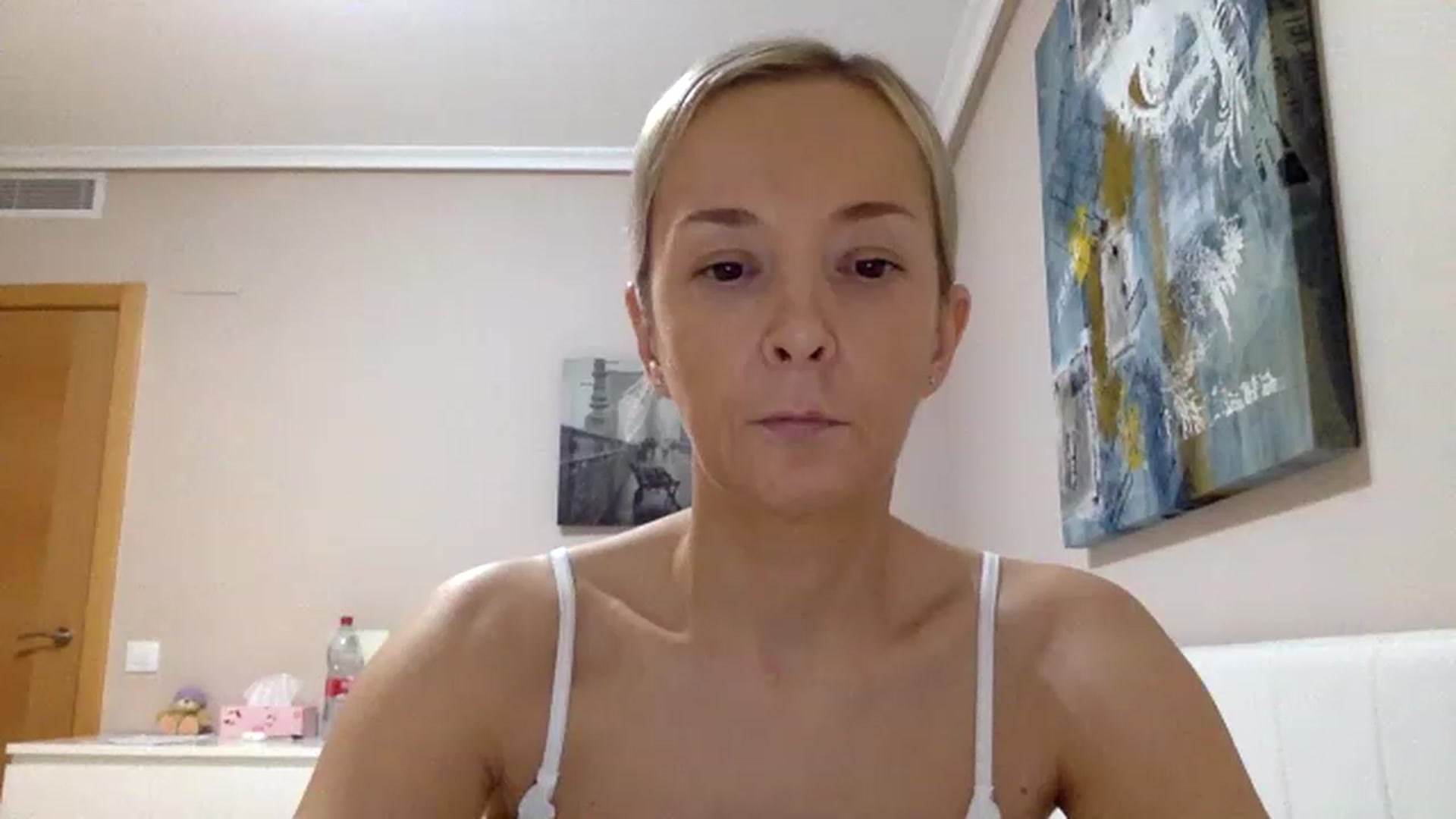 Gallery image thumbnail from Aimee_Angel's myfreecams stream on, 03/13/2023, 20:25 image 9 of 20