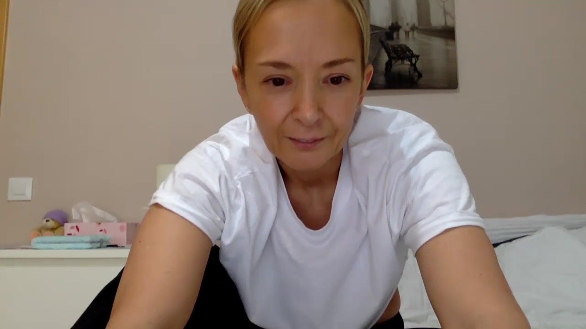 Gallery image thumbnail from Aimee_Angel's myfreecams stream on, 03/17/2023, 14:37 image 20 of 20
