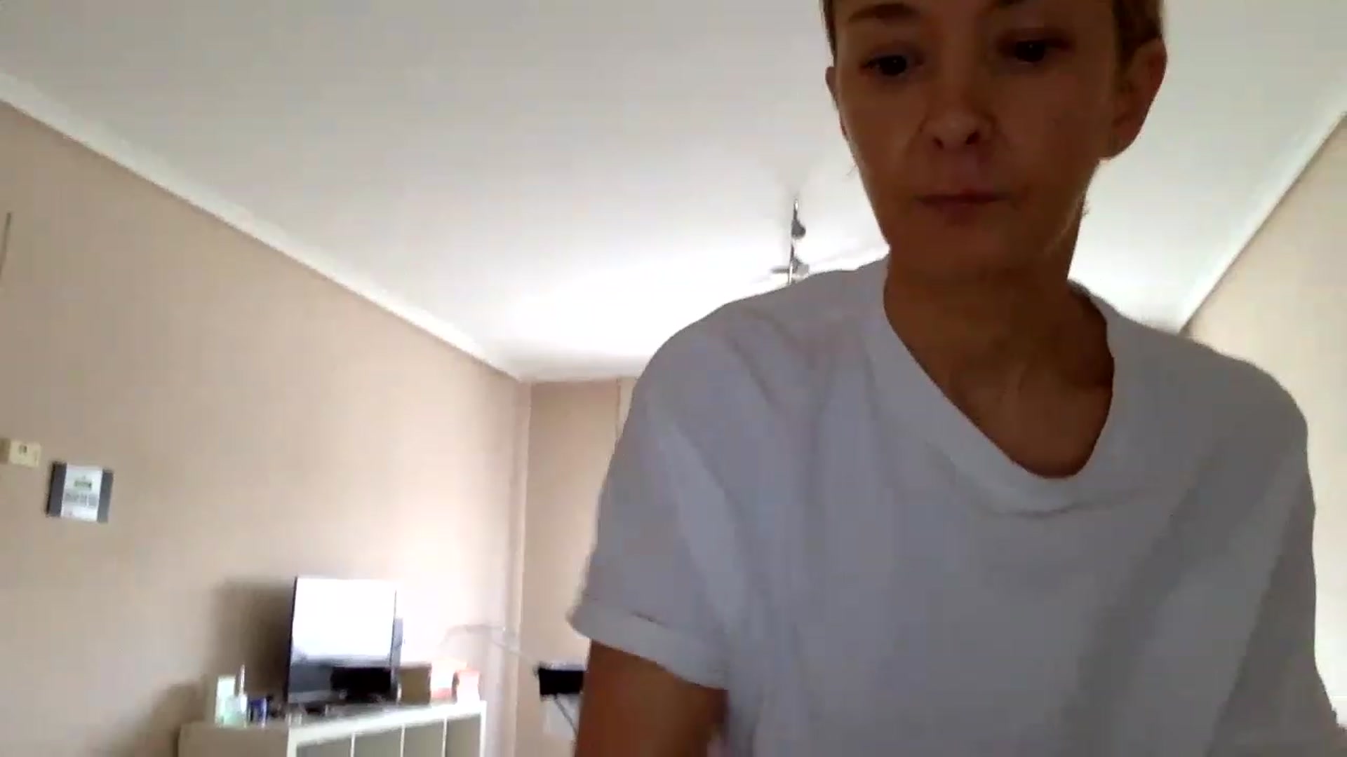 Gallery image thumbnail from Aimee_Angel's myfreecams stream on, 03/17/2023, 14:37 image 16 of 20