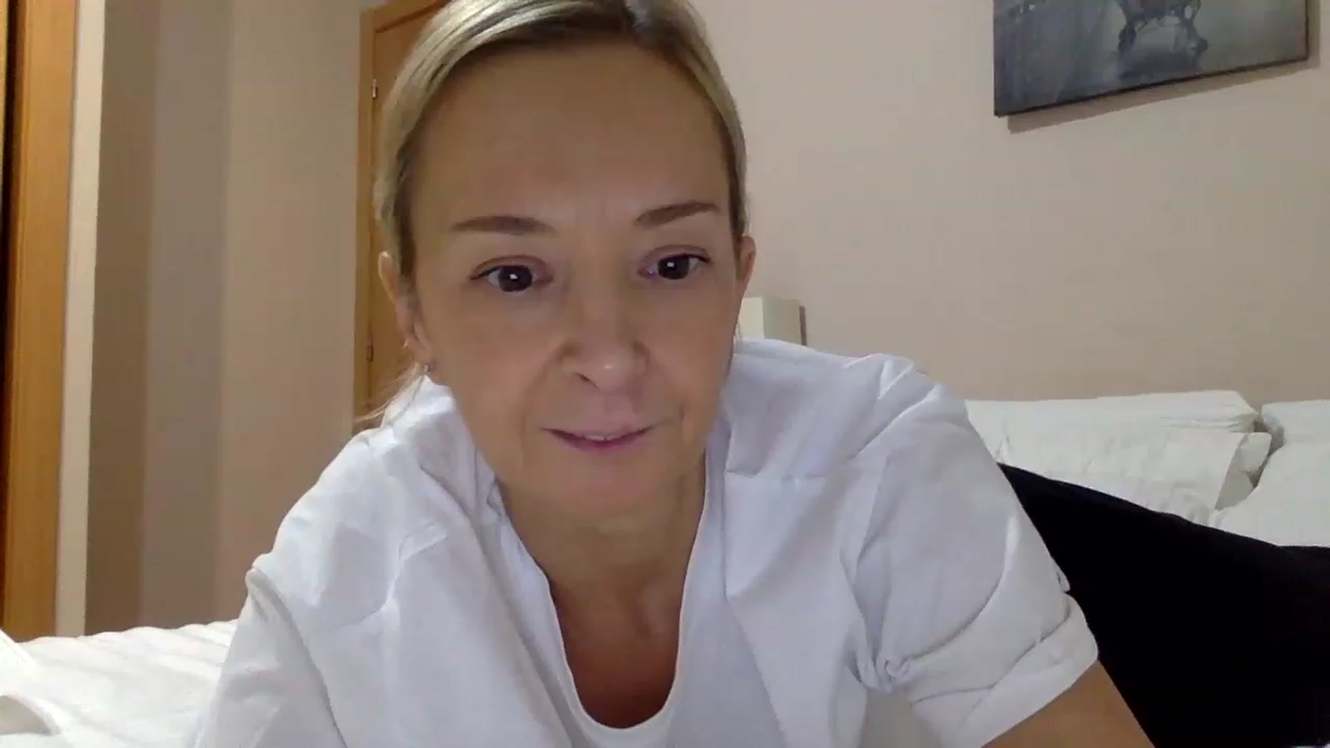 Gallery image thumbnail from Aimee_Angel's myfreecams stream on, 03/27/2023, 19:54 image 14 of 20