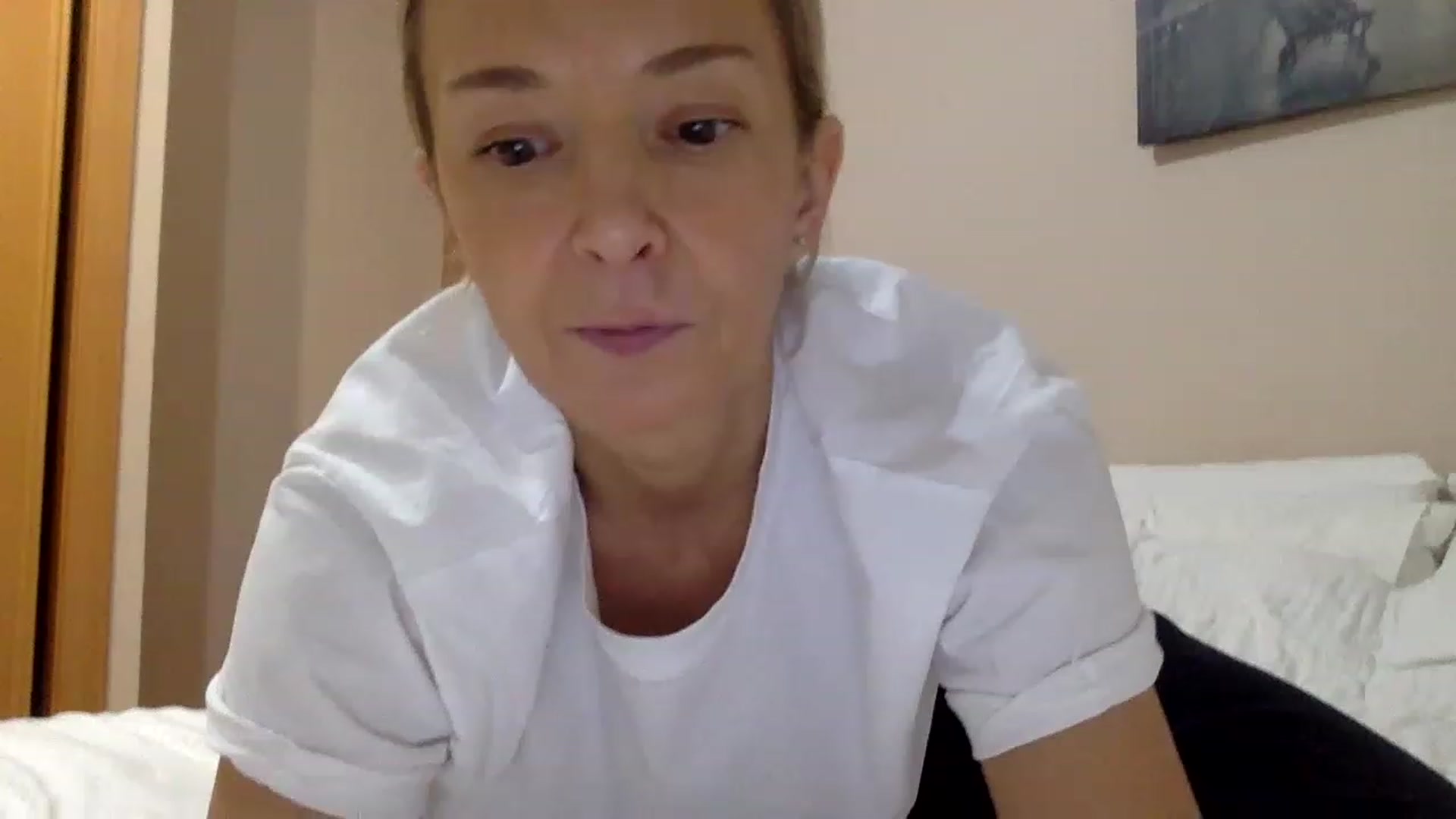 Gallery image thumbnail from Aimee_Angel's myfreecams stream on, 03/27/2023, 19:54 image 2 of 20
