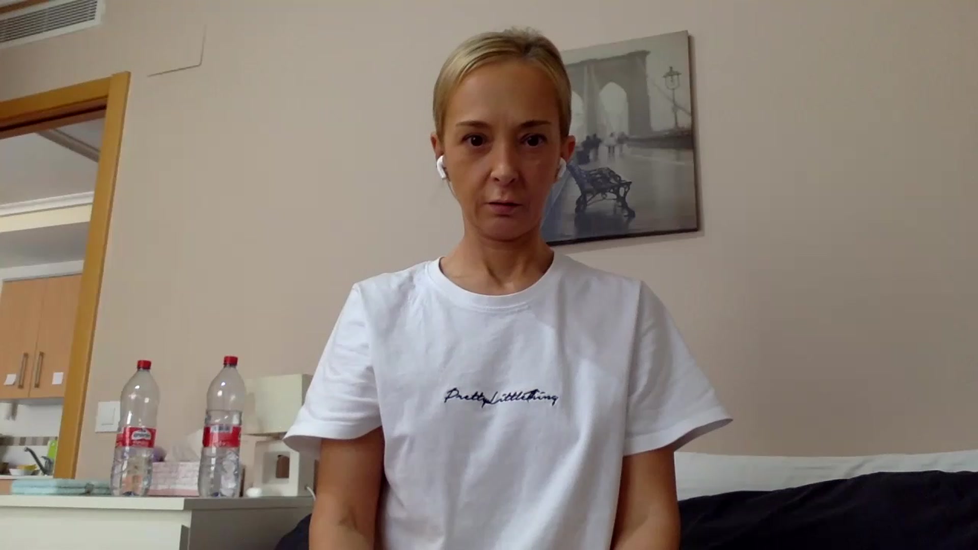 Gallery image thumbnail from Aimee_Angel's myfreecams stream on, 04/08/2023, 16:14 image 1 of 20