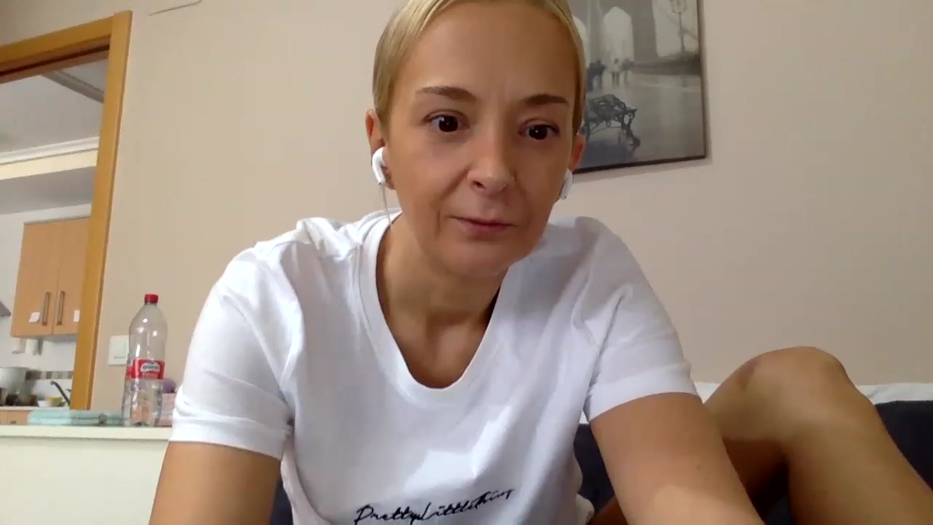 Gallery image thumbnail from Aimee_Angel's myfreecams stream on, 04/08/2023, 16:14 image 19 of 20