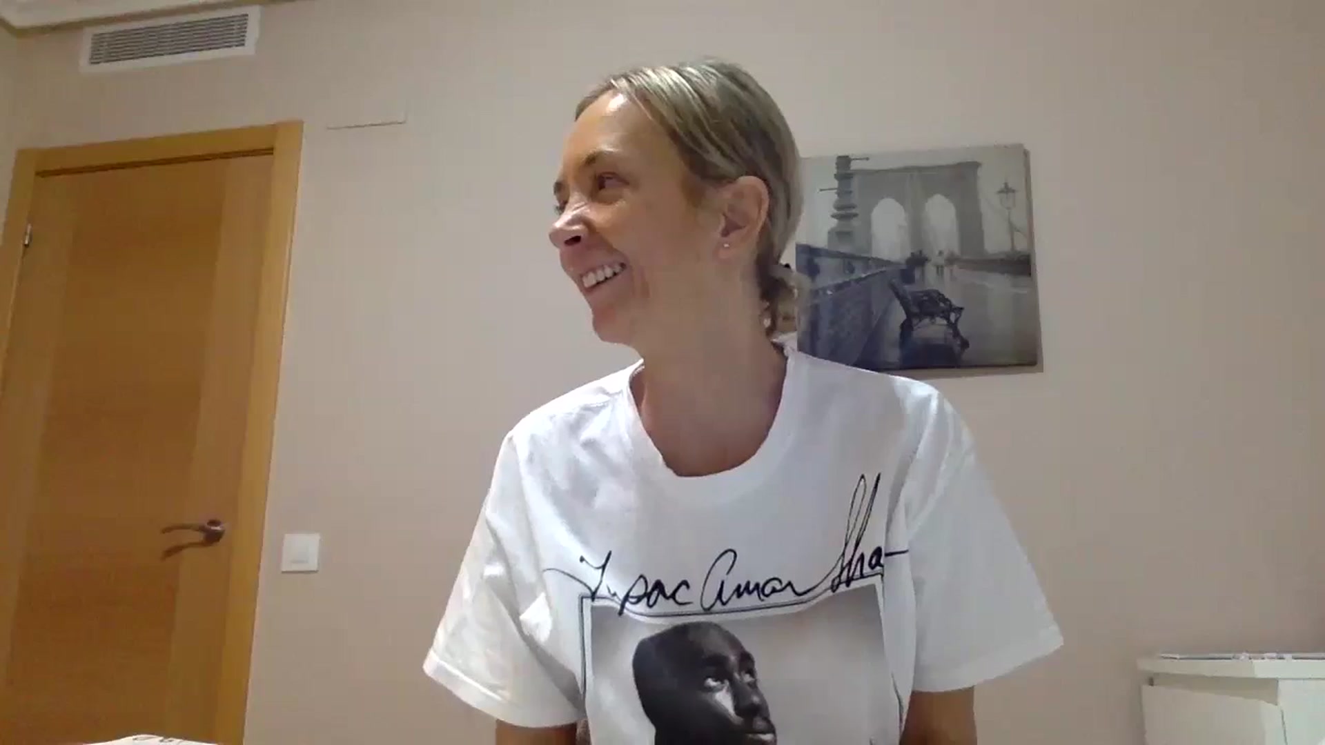 Gallery image thumbnail from Aimee_Angel's myfreecams stream on, 12/31/2023, 20:15 image 11 of 20