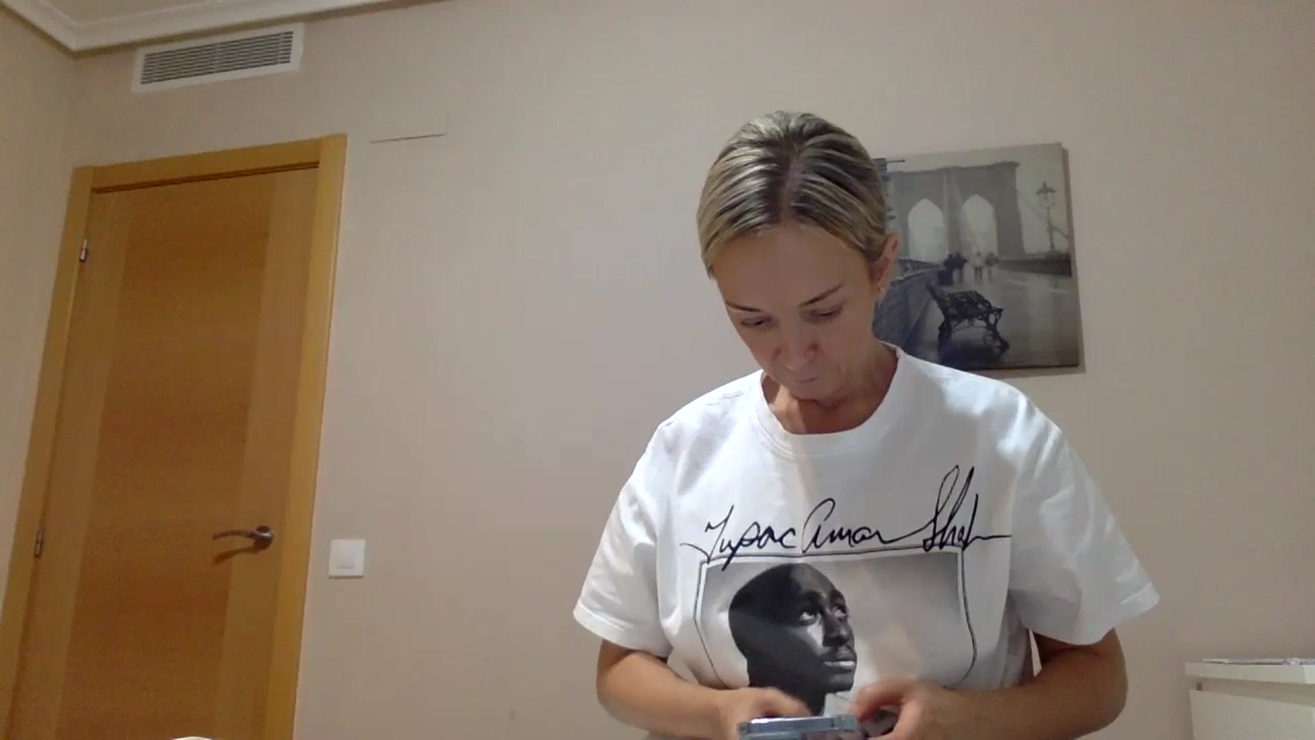 Gallery image thumbnail from Aimee_Angel's myfreecams stream on, 12/31/2023, 20:15 image 4 of 20