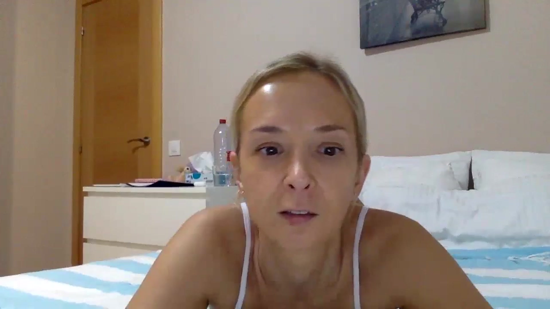 Gallery image thumbnail from Aimee_Angel's myfreecams stream on, 01/23/2024, 19:33 image 9 of 20
