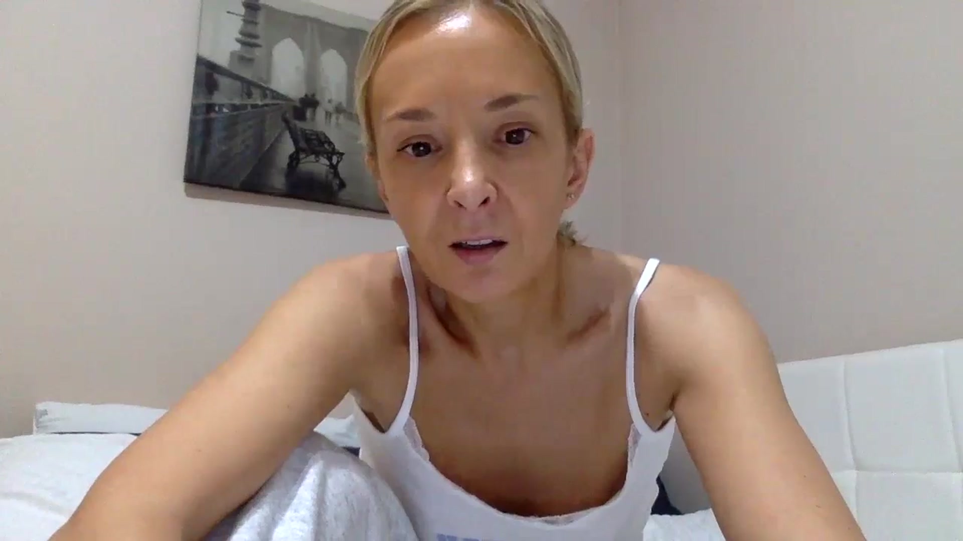 Gallery image thumbnail from Aimee_Angel's myfreecams stream on, 02/03/2024, 20:09 image 3 of 20