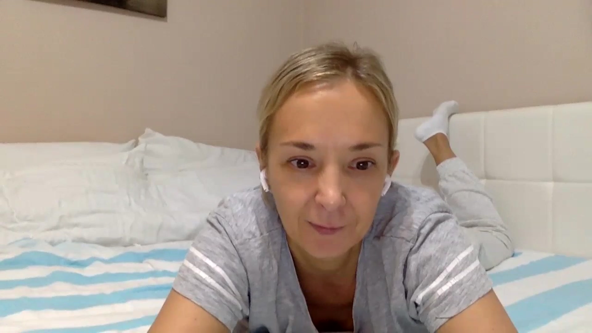 Gallery image thumbnail from Aimee_Angel's myfreecams stream on, 02/06/2024, 21:34 image 10 of 20