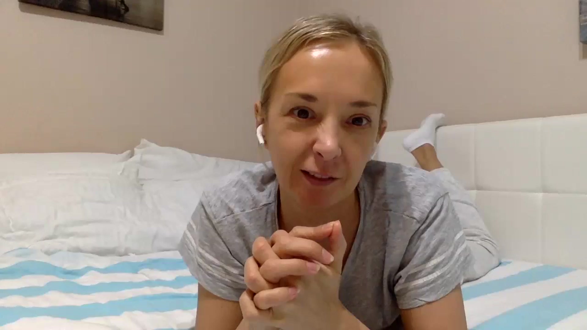 Gallery image thumbnail from Aimee_Angel's myfreecams stream on, 02/06/2024, 21:34 image 13 of 20