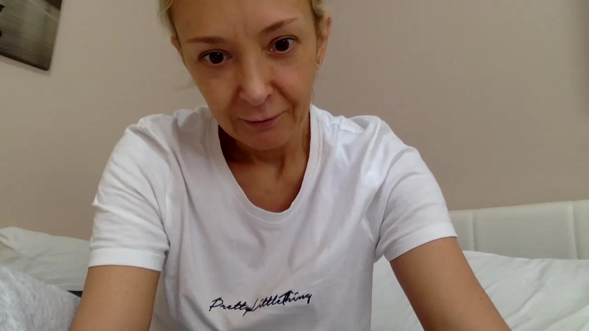 Gallery image thumbnail from Aimee_Angel's myfreecams stream on, 02/18/2024, 15:40 image 10 of 20