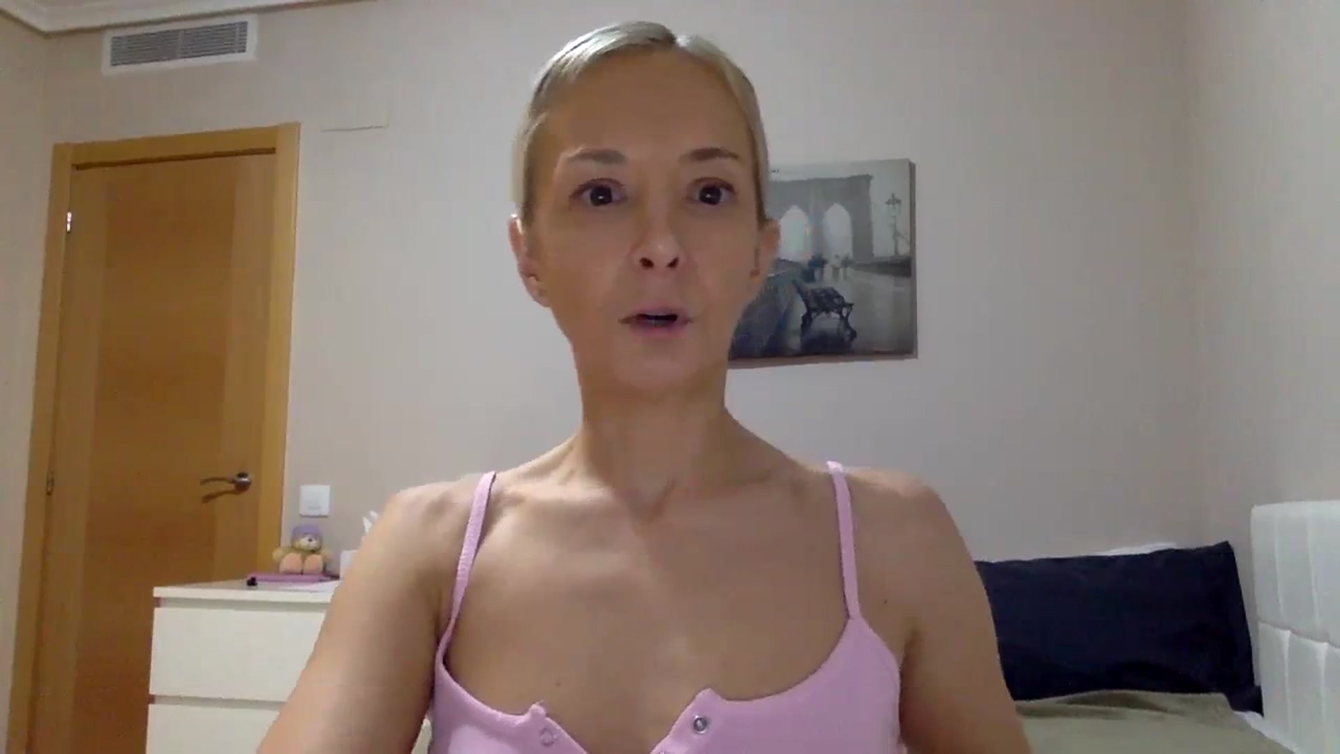 Gallery image thumbnail from Aimee_Angel's myfreecams stream on, 02/21/2024, 18:19 image 7 of 20