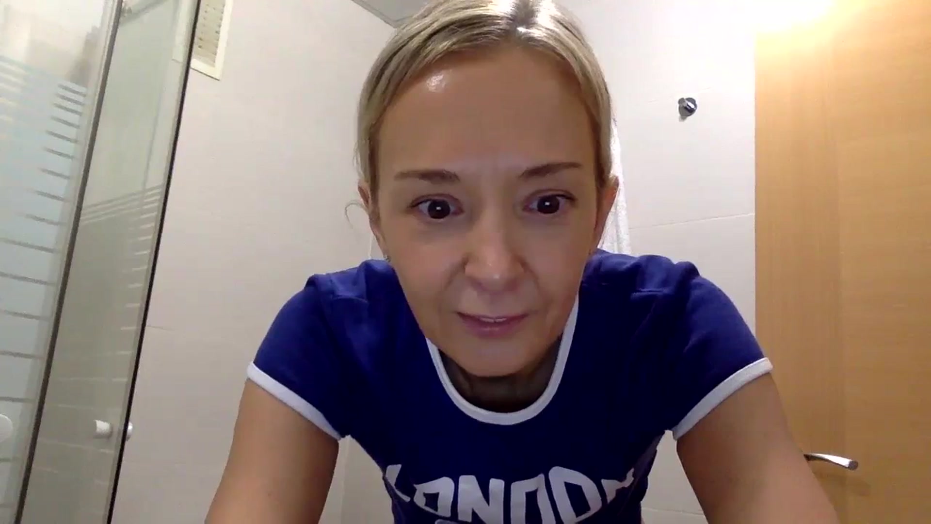 Gallery image thumbnail from Aimee_Angel's myfreecams stream on, 03/10/2024, 15:18 image 15 of 20