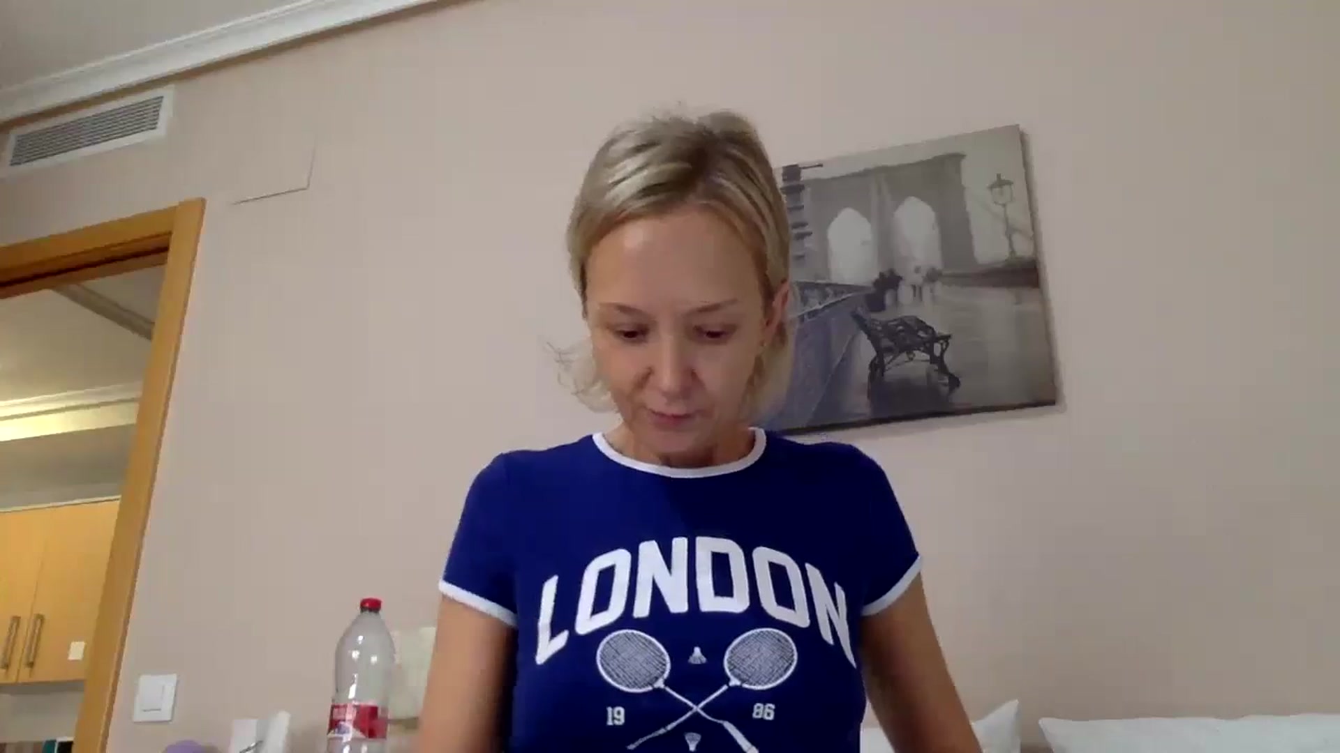 Gallery image thumbnail from Aimee_Angel's myfreecams stream on, 03/10/2024, 15:18 image 2 of 20