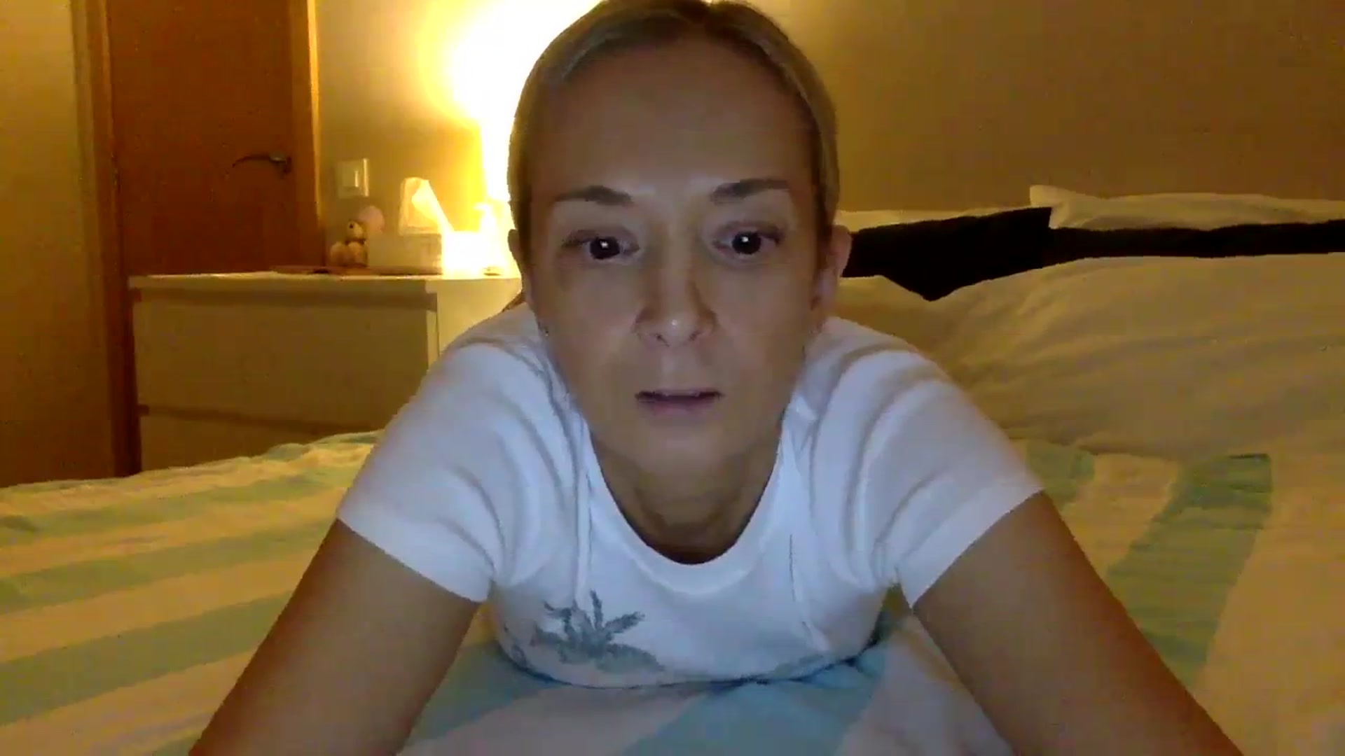 Gallery image thumbnail from Aimee_Angel's myfreecams stream on, 03/16/2024, 20:22 image 18 of 20