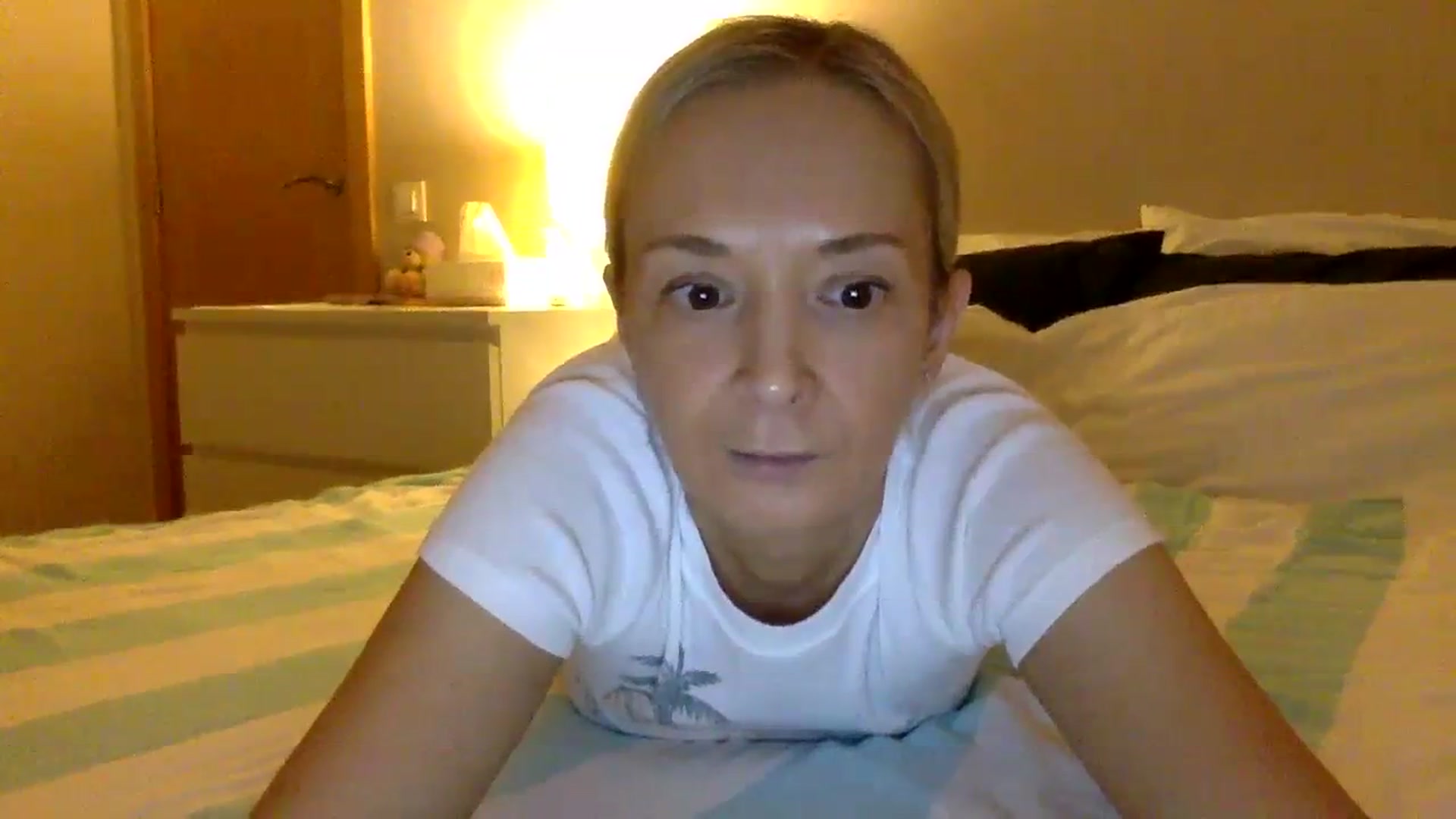Gallery image thumbnail from Aimee_Angel's myfreecams stream on, 03/16/2024, 20:22 image 15 of 20