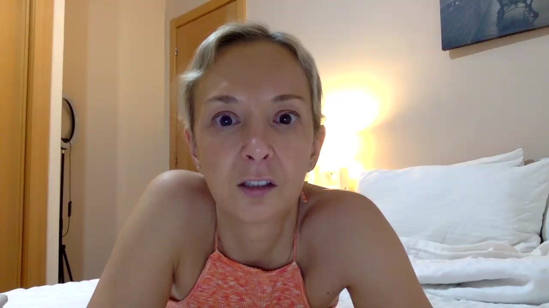 Gallery image thumbnail from Aimee_Angel's myfreecams stream on, 03/24/2024, 19:21 image 18 of 20