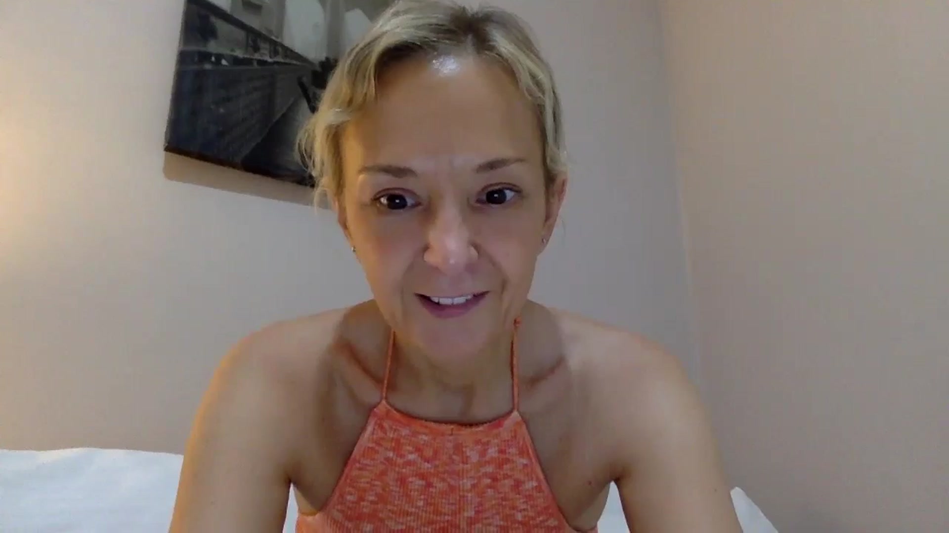 Gallery image thumbnail from Aimee_Angel's myfreecams stream on, 03/24/2024, 19:21 image 2 of 20