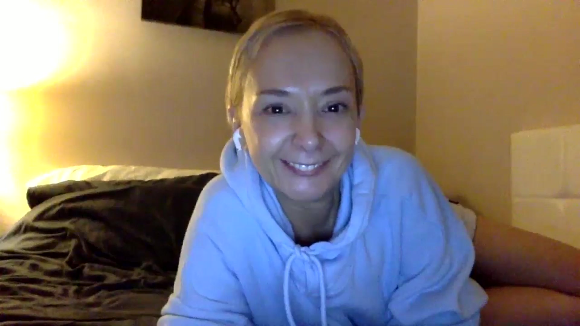 Gallery image thumbnail from Aimee_Angel's myfreecams stream on, 05/06/2024, 20:48 image 2 of 20