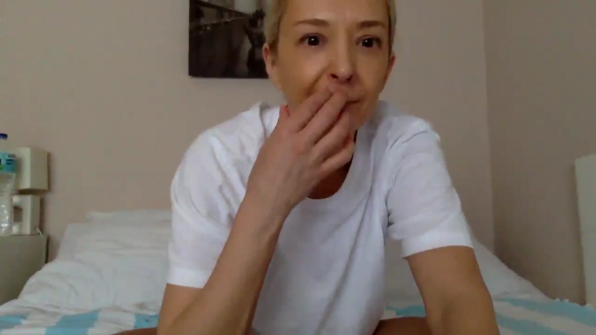 Gallery image thumbnail from Aimee_Angel's myfreecams stream on, 05/08/2024, 15:21 image 6 of 20