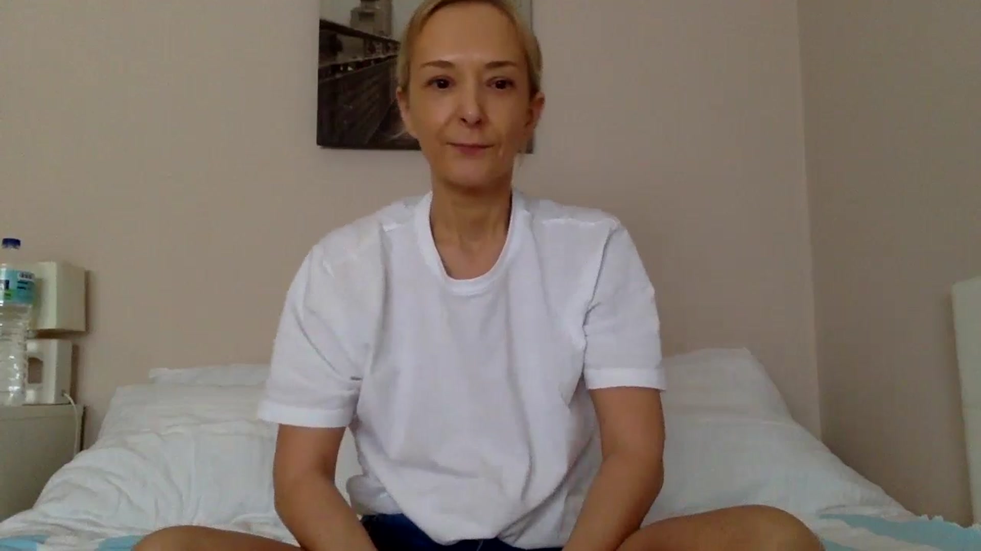 Gallery image thumbnail from Aimee_Angel's myfreecams stream on, 05/08/2024, 15:21 image 4 of 20